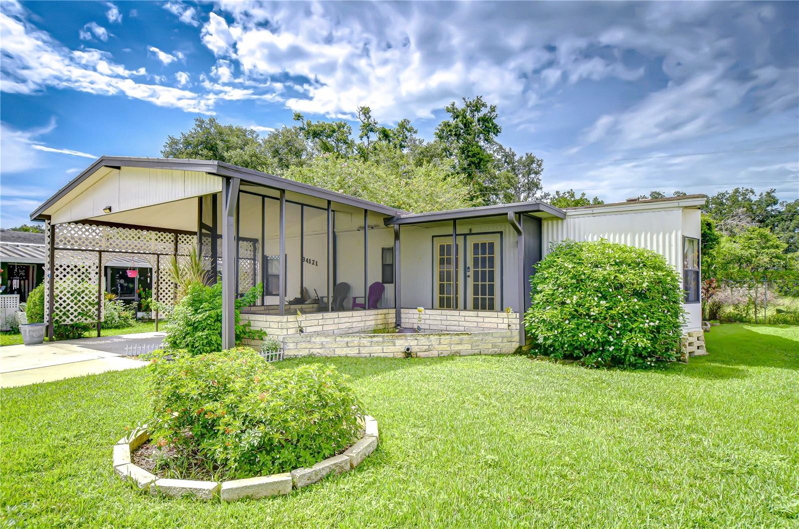 Image 9 of 56 For 34121 Tree Lake Drive