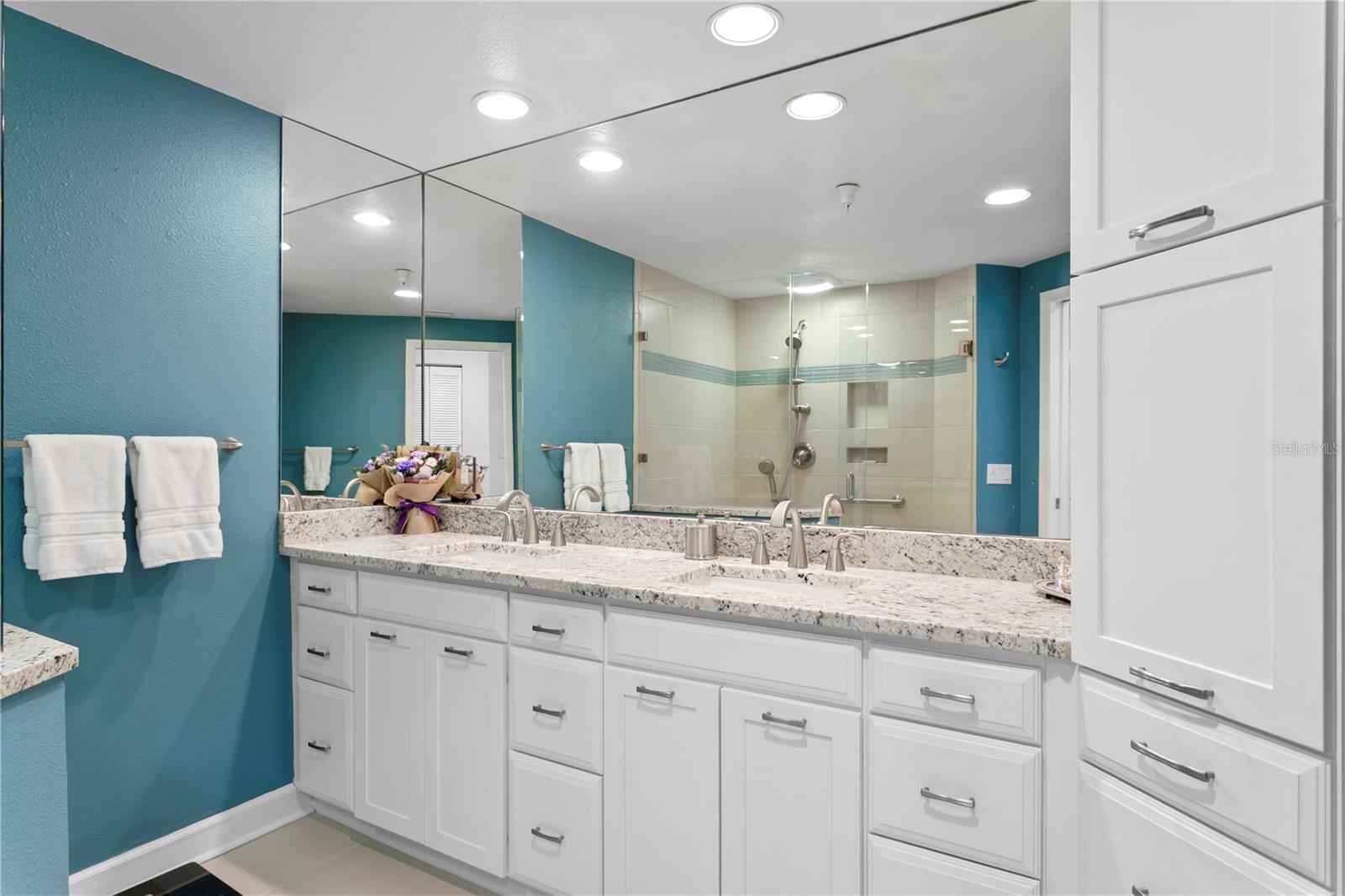 Image 26 of 61 For 4801 Osprey Drive S 101