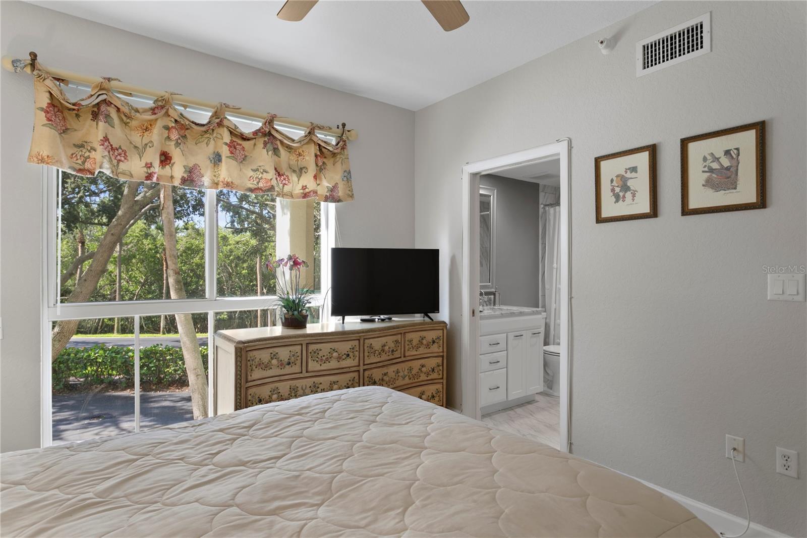 Image 30 of 61 For 4801 Osprey Drive S 101