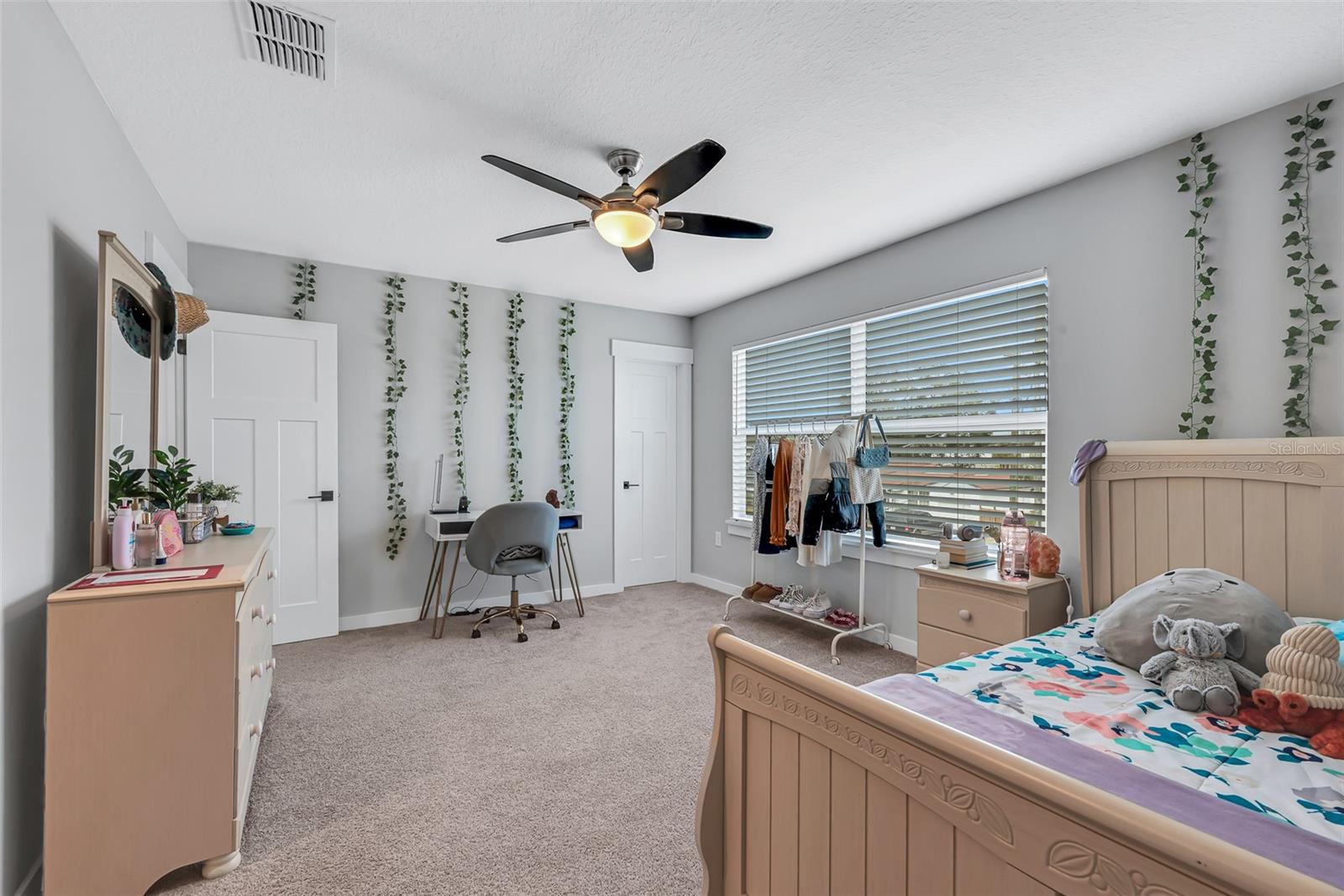 Image 24 of 31 For 2704 Gray Street B