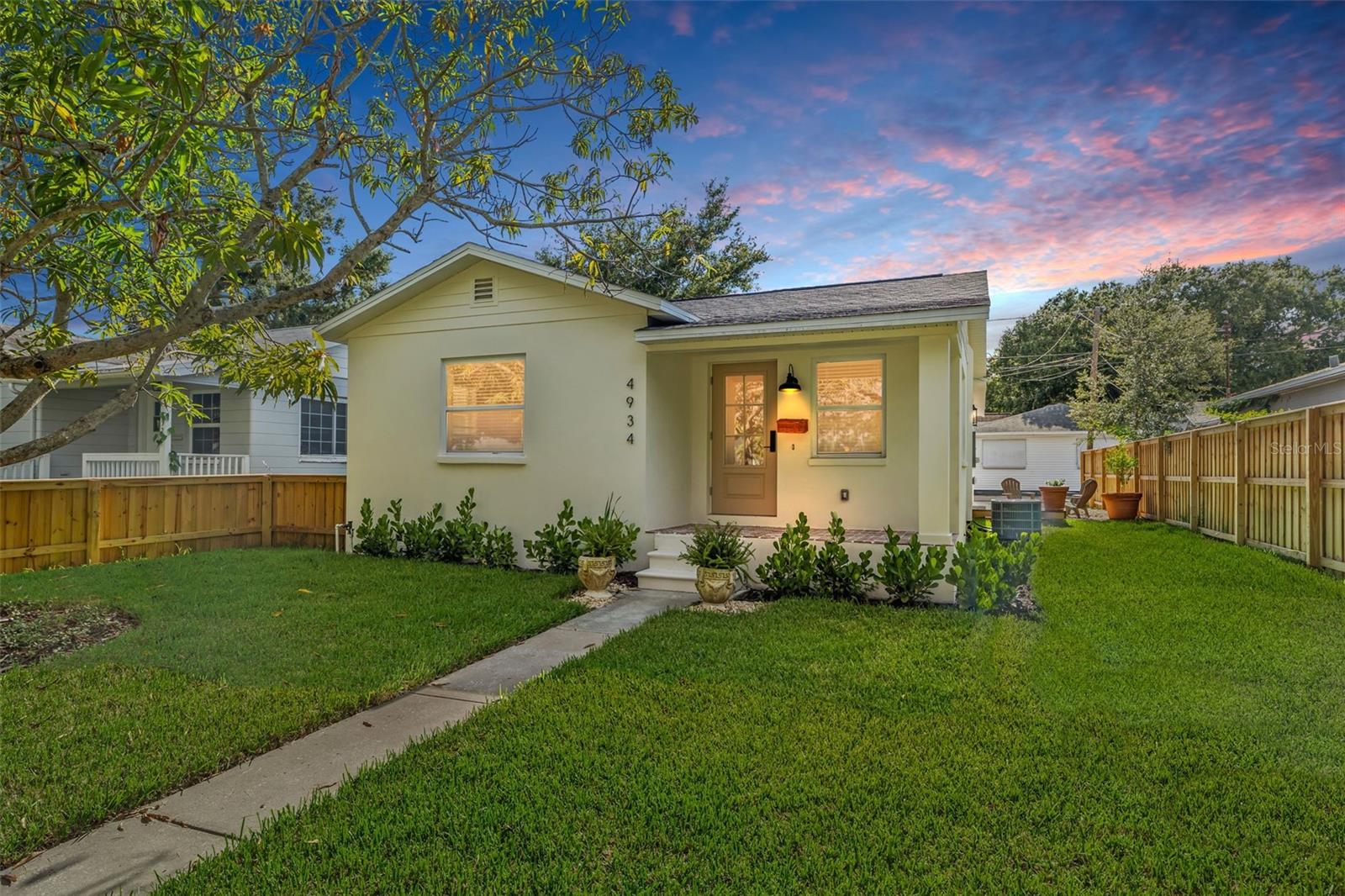 Details for 4934 Dr Martin Luther King Jr Street N, ST PETERSBURG, FL 33703