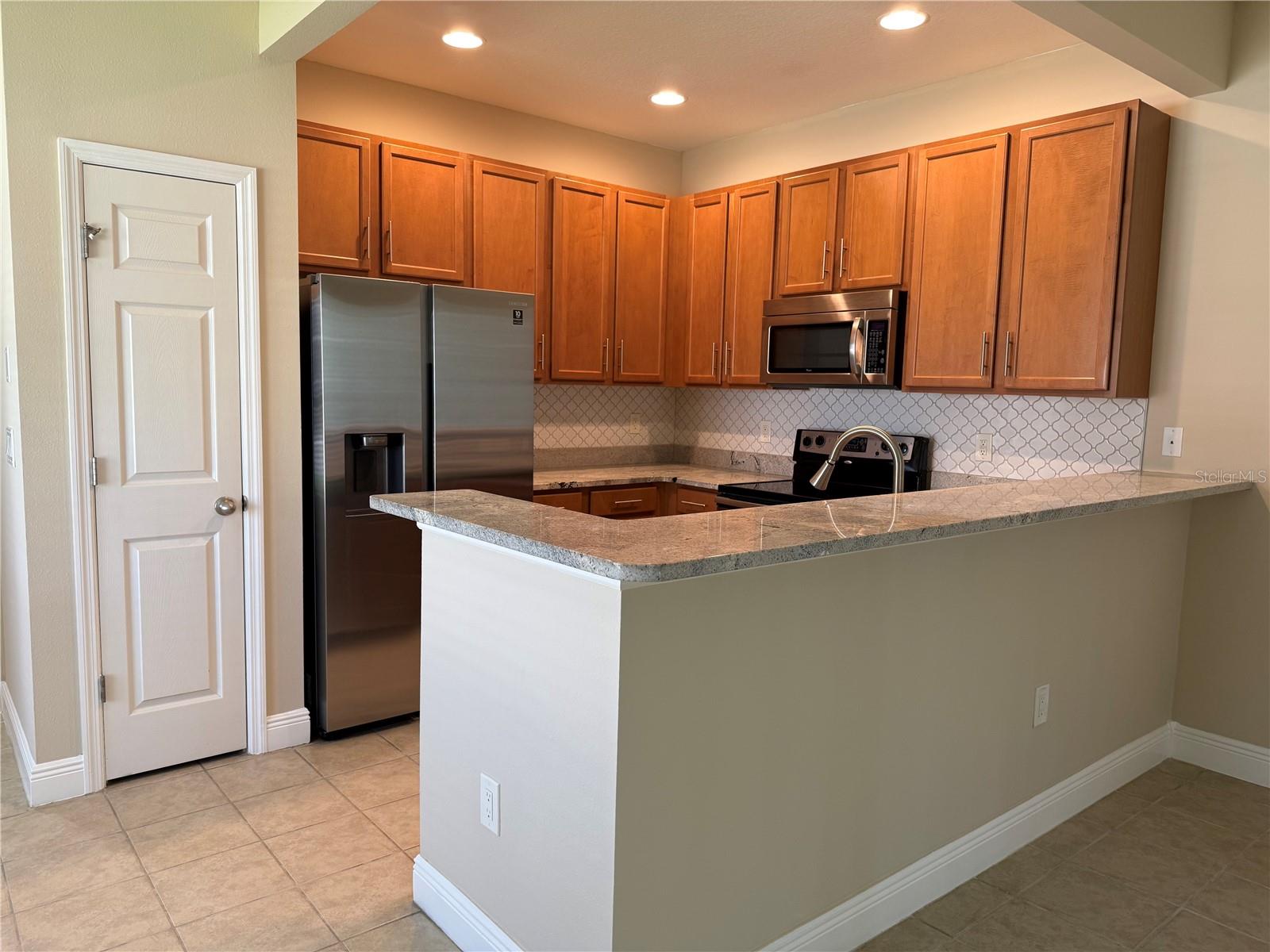 Image 4 of 26 For 4674 69th Place N
