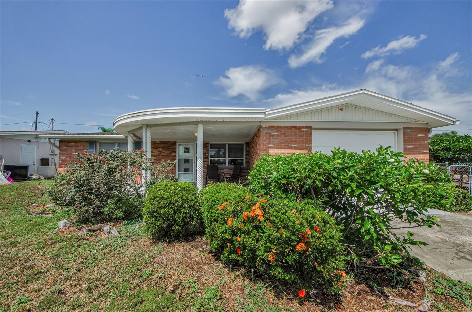 Image 2 of 34 For 2135 Erin Drive