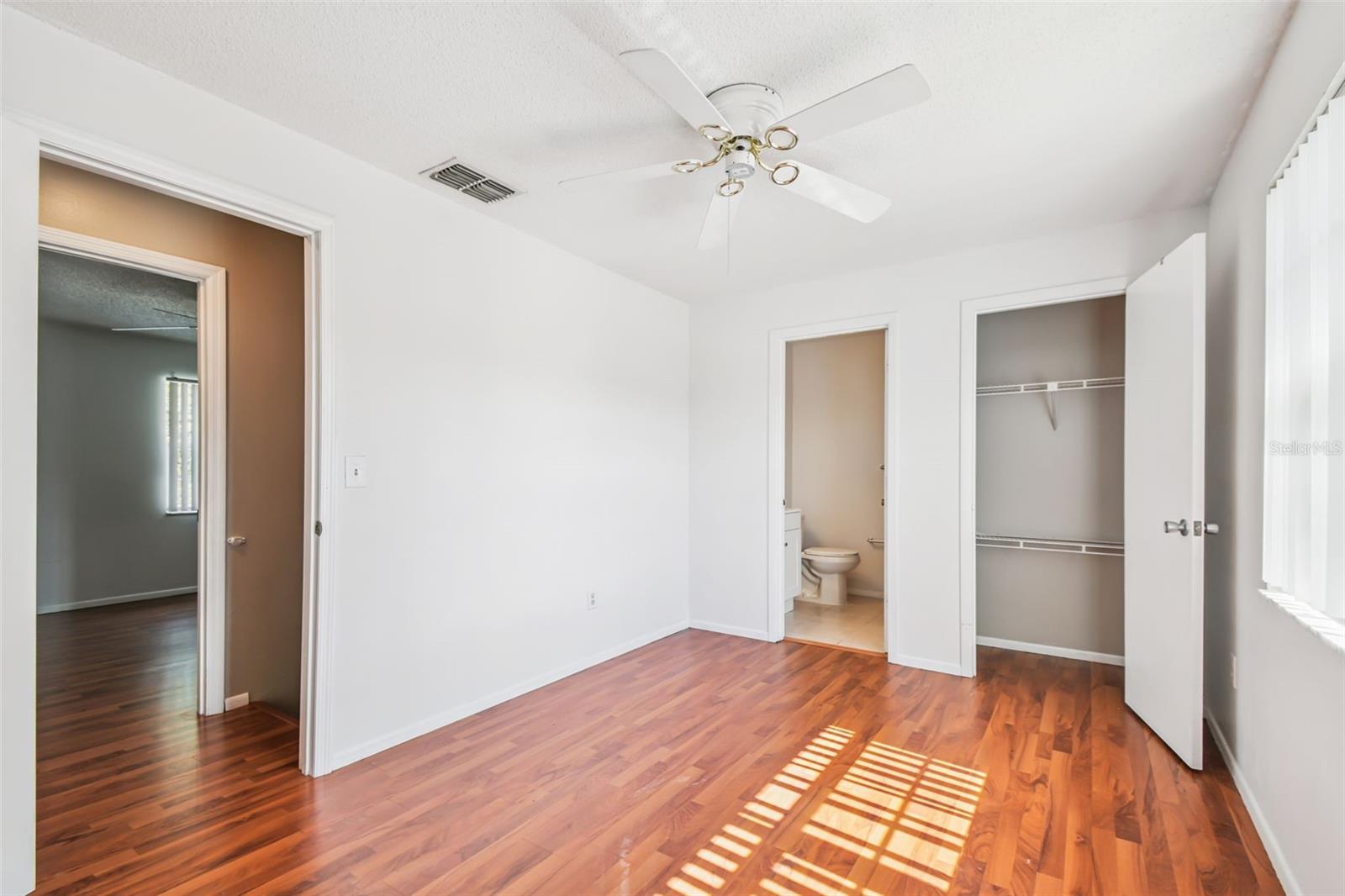 Image 37 of 68 For 14114 Village View Drive