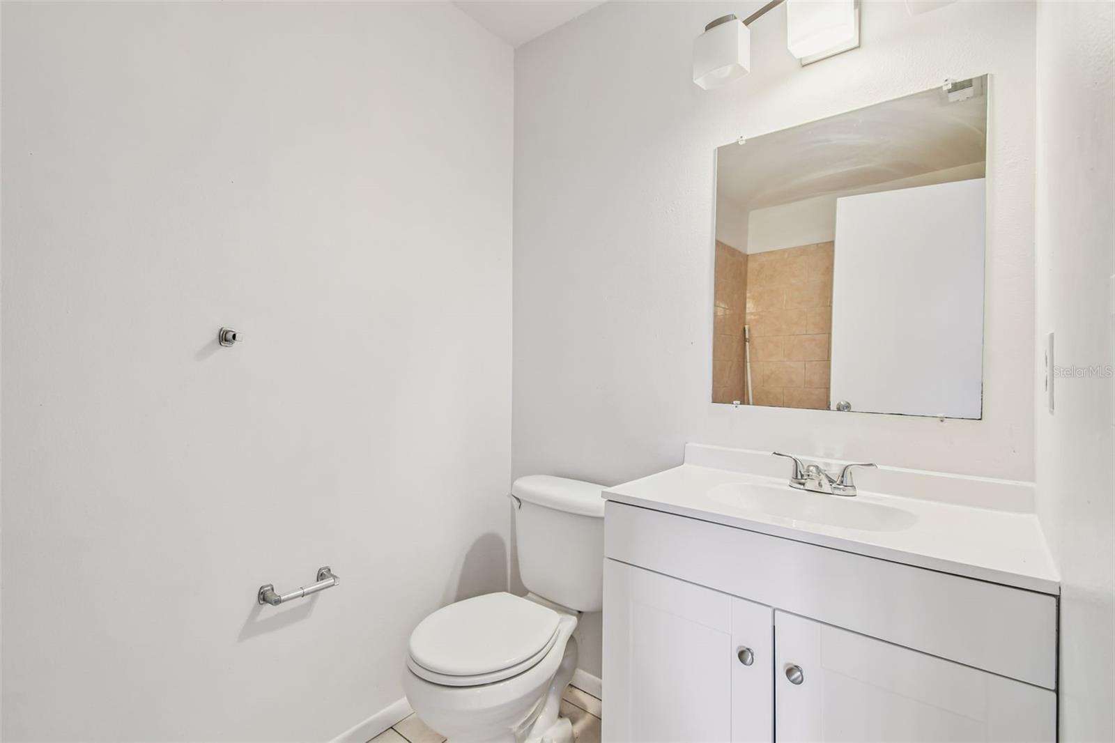 Image 44 of 68 For 14114 Village View Drive