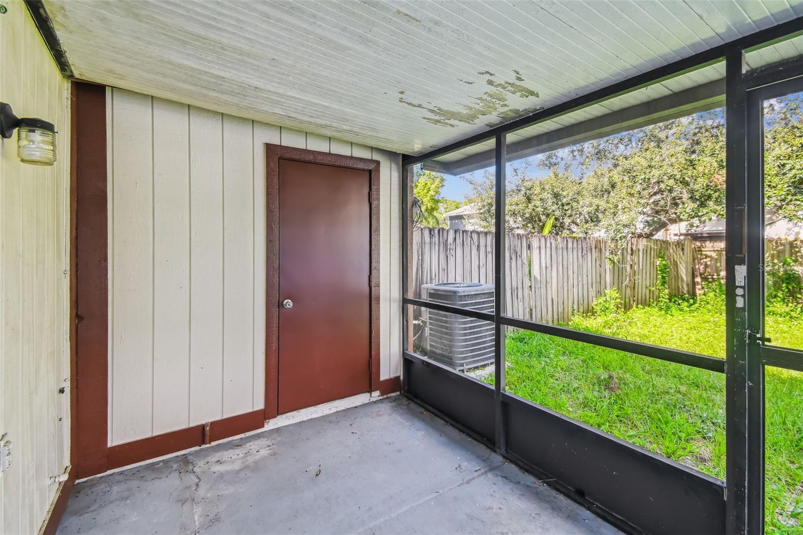 Image 46 of 68 For 14114 Village View Drive