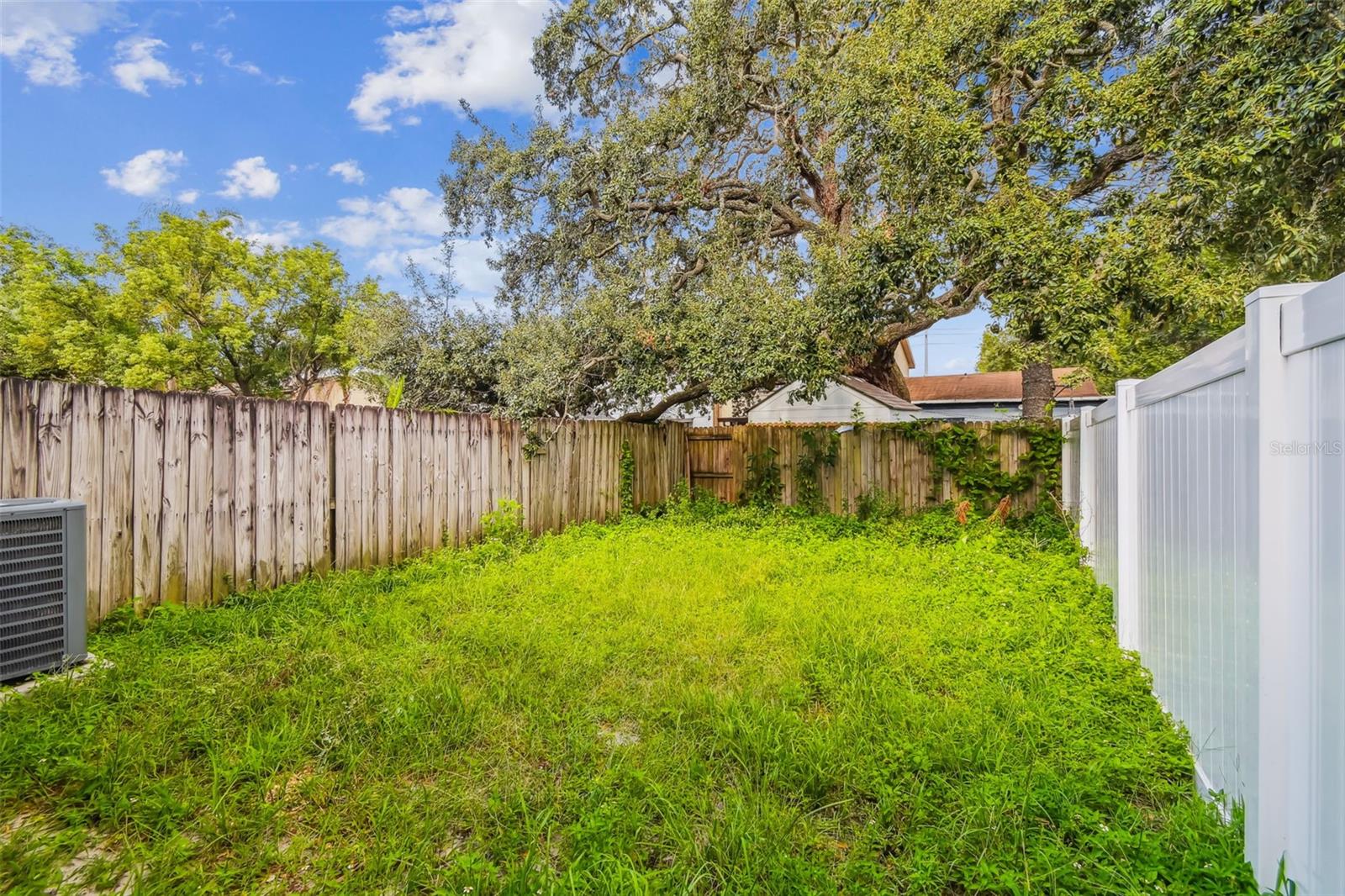 Image 50 of 68 For 14114 Village View Drive