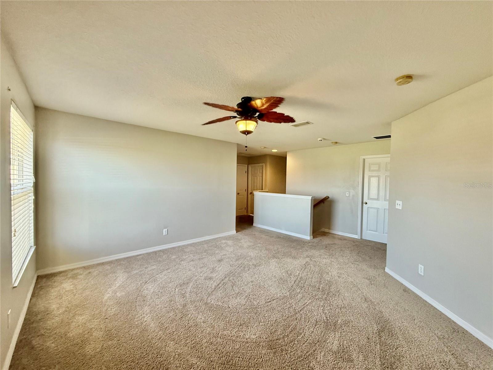 Image 17 of 37 For 11161 Creek Haven Drive
