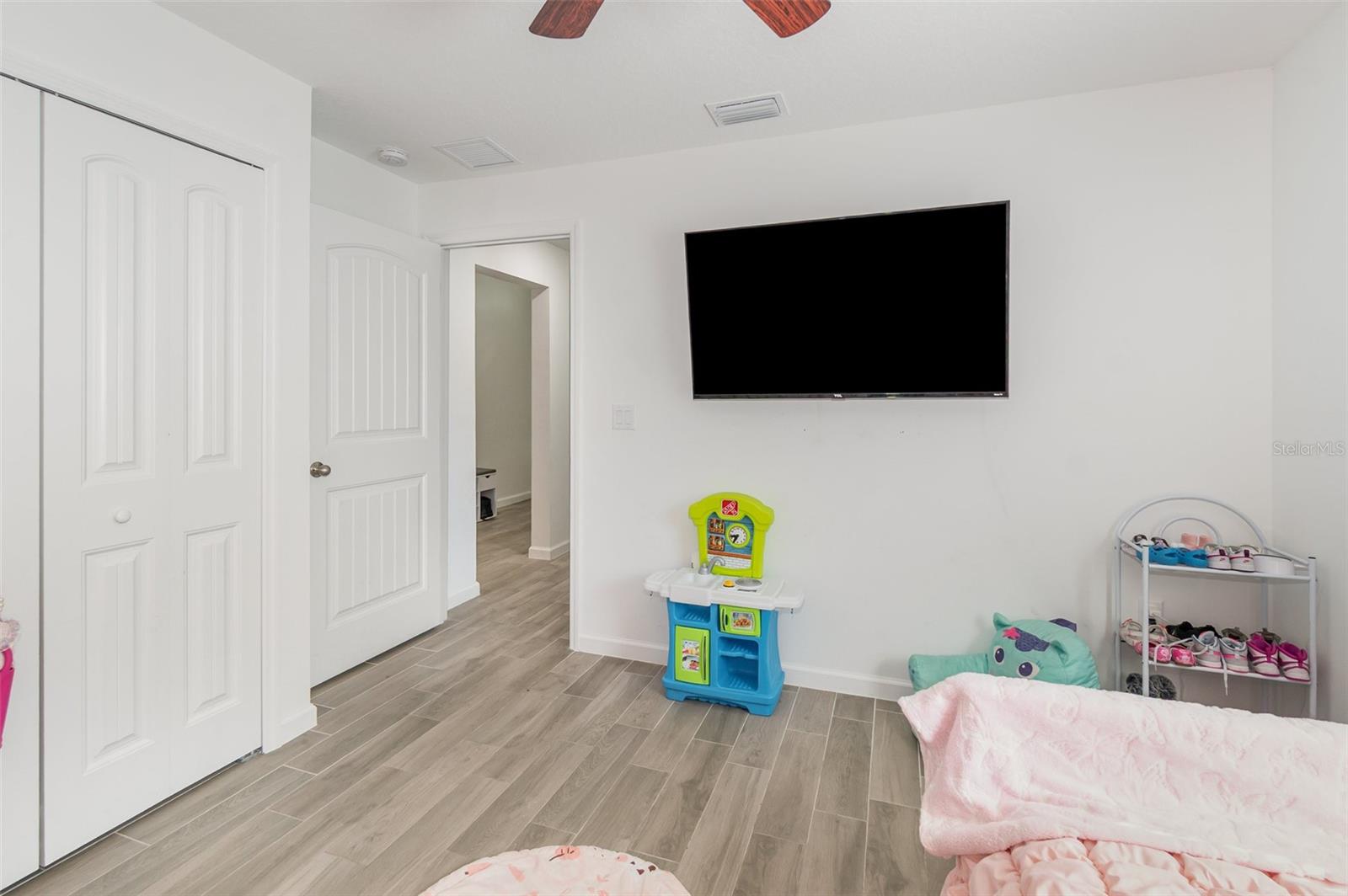 Image 16 of 25 For 1534 Pine Street