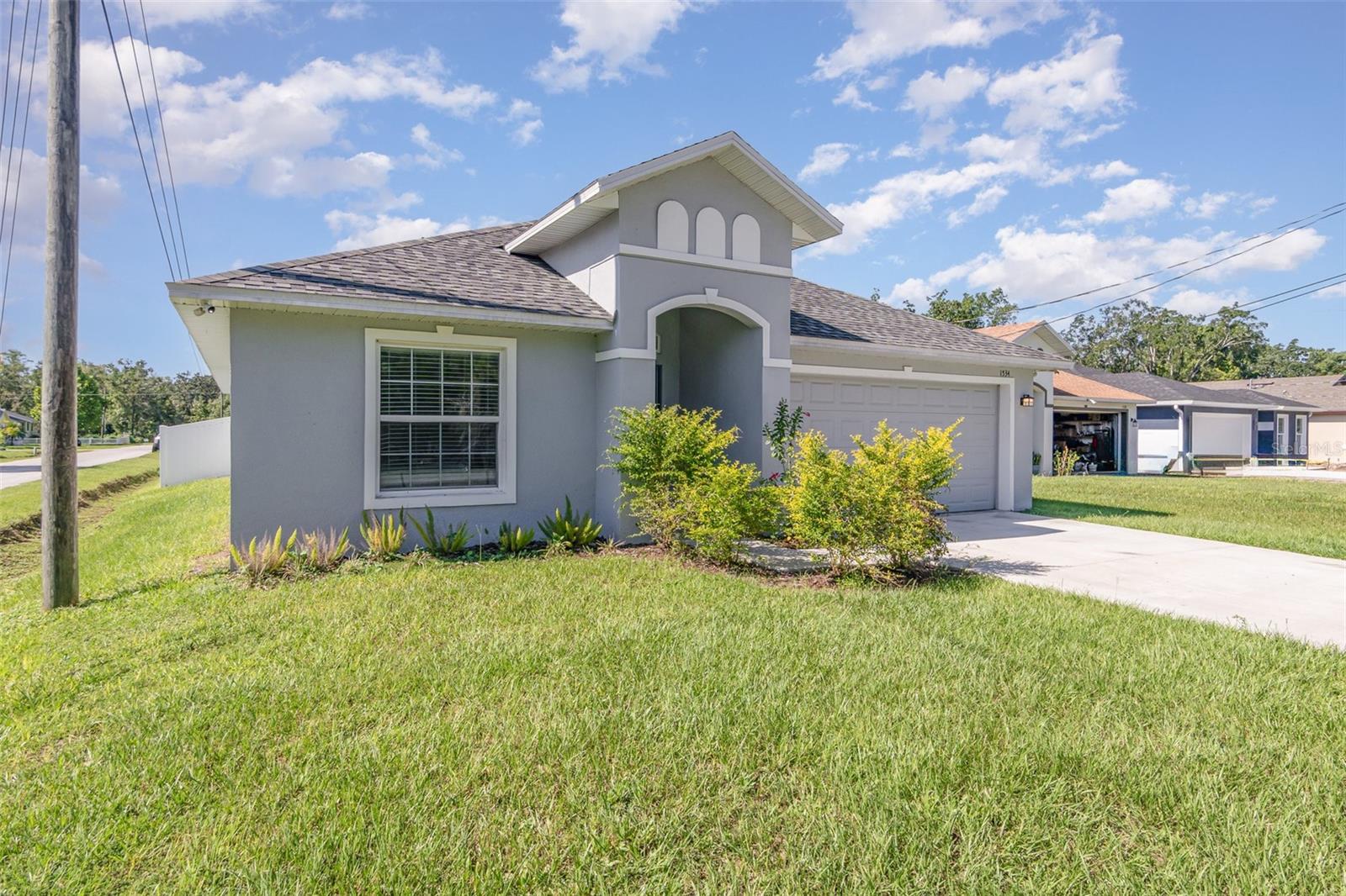 Image 2 of 25 For 1534 Pine Street