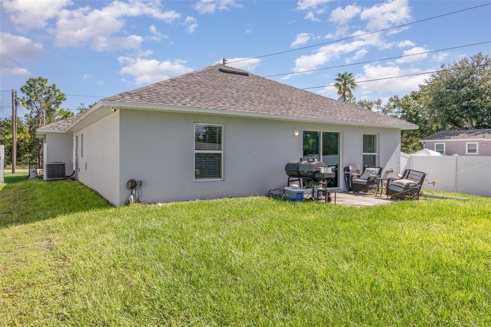 Image 22 of 25 For 1534 Pine Street