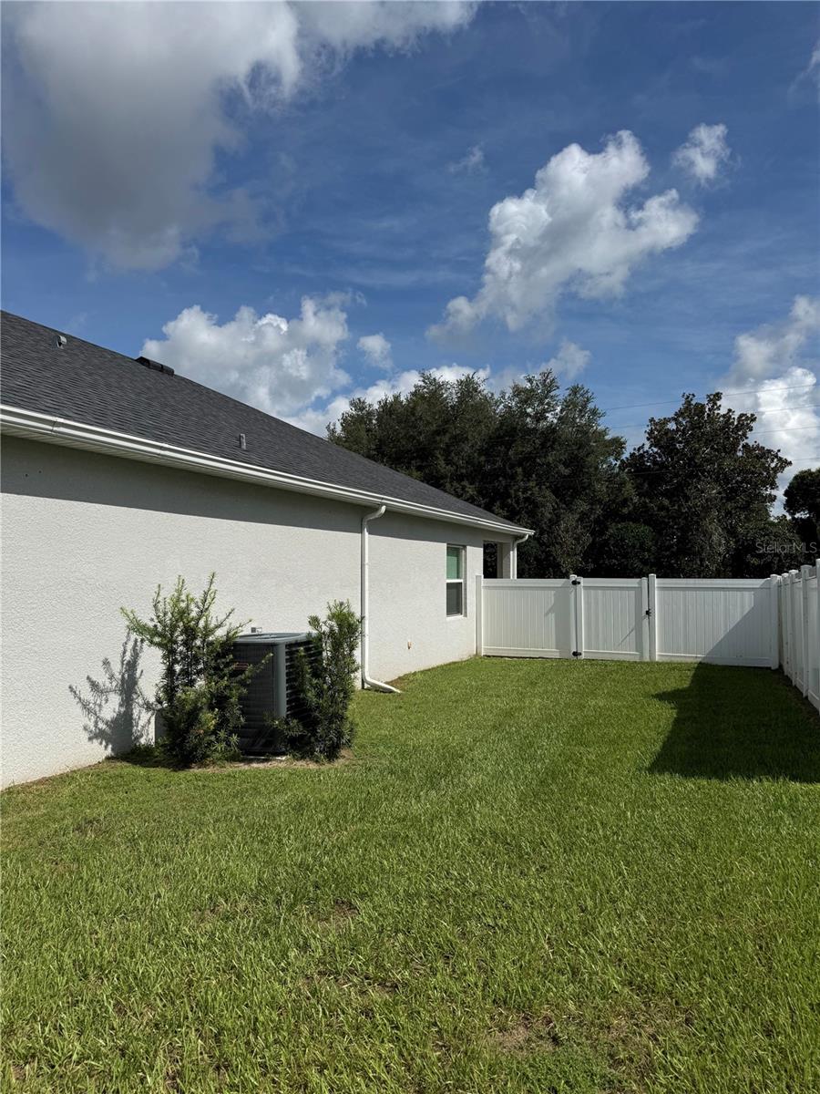 Image 13 of 43 For 5515 91st Street