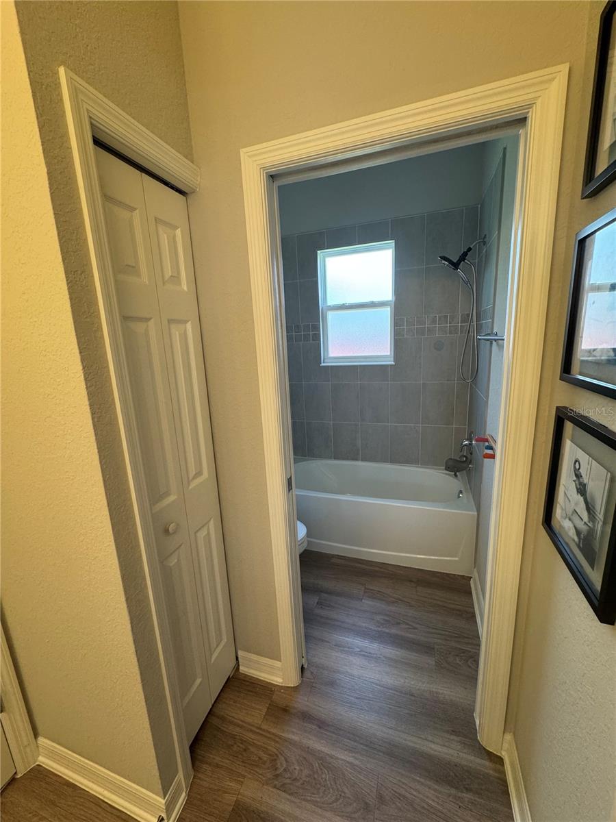 Image 32 of 43 For 5515 91st Street