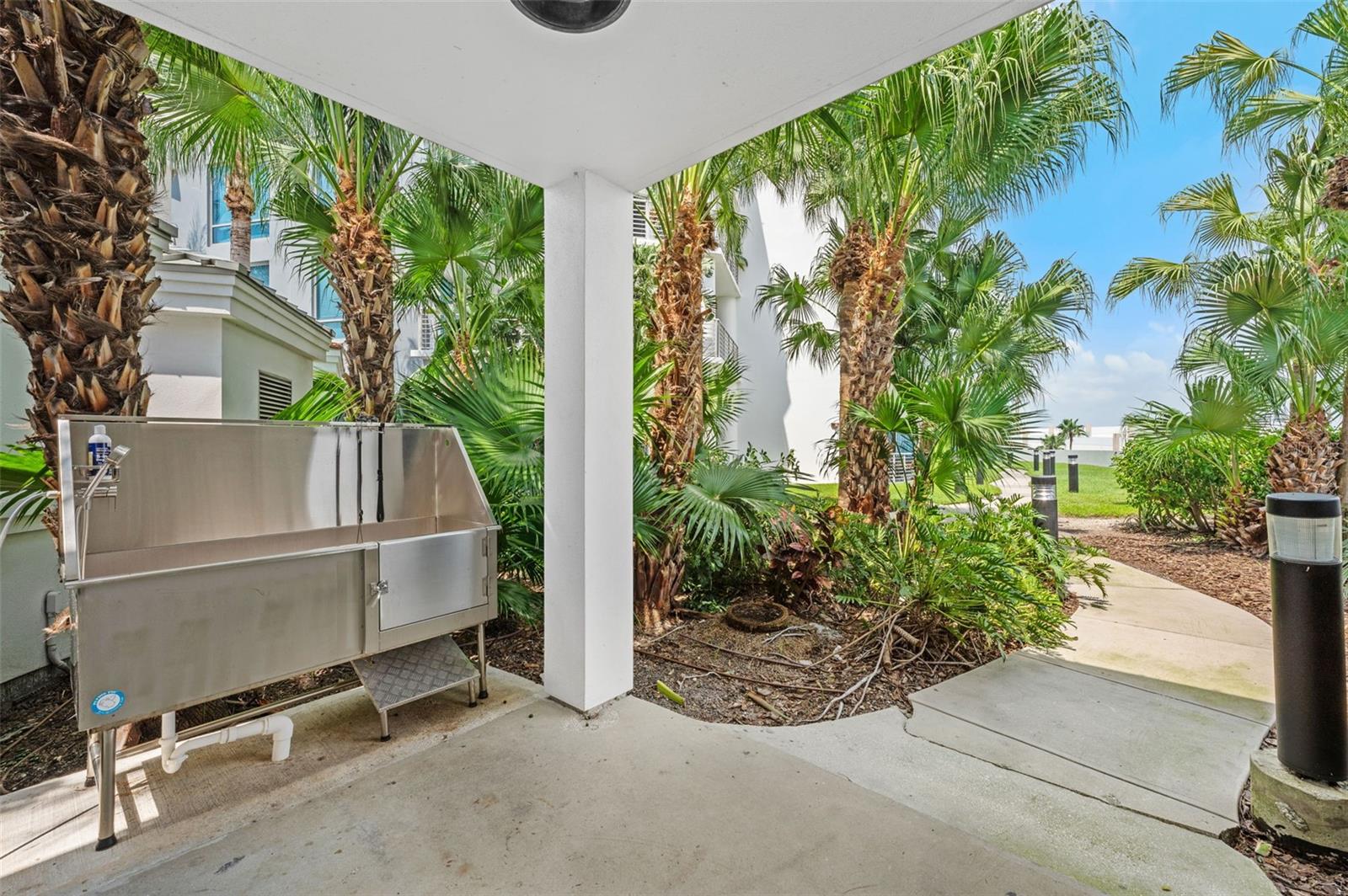 Image 34 of 40 For 1209 Cumberland Avenue 2101