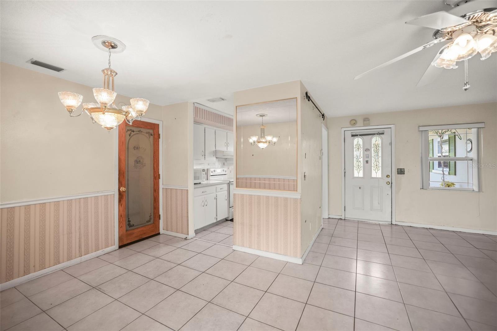 Image 17 of 39 For 1761 Penny Lane