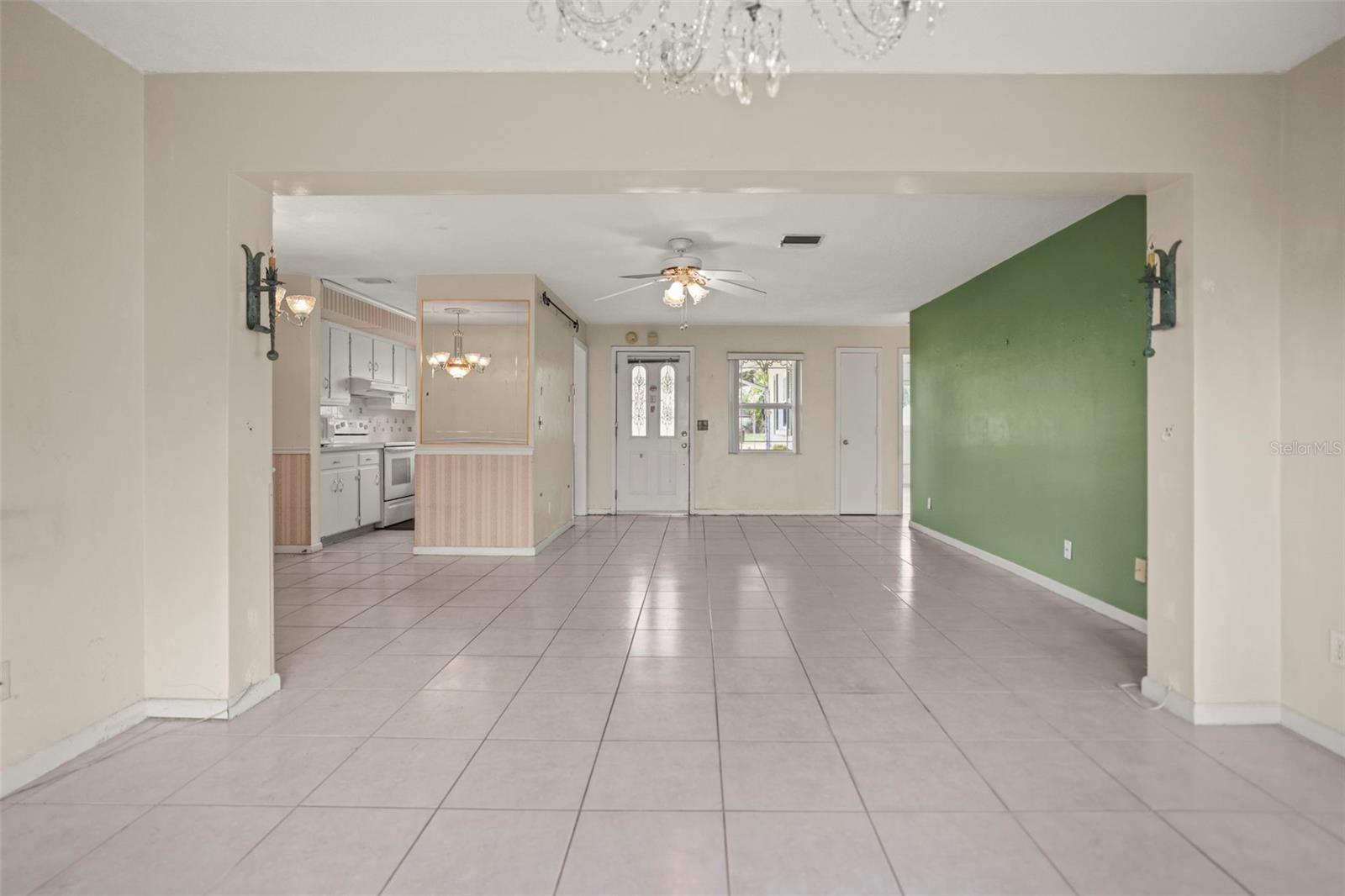 Image 5 of 39 For 1761 Penny Lane