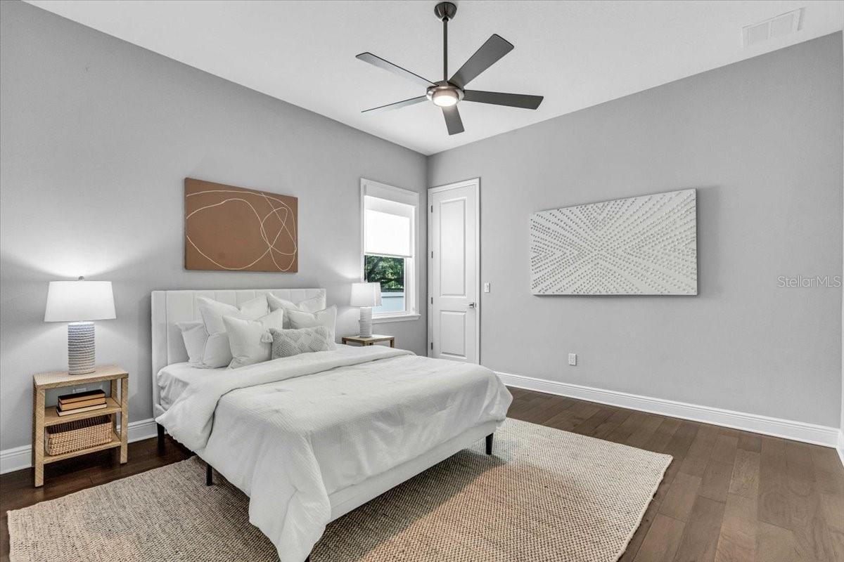 Image 18 of 46 For 4251 Roland Street