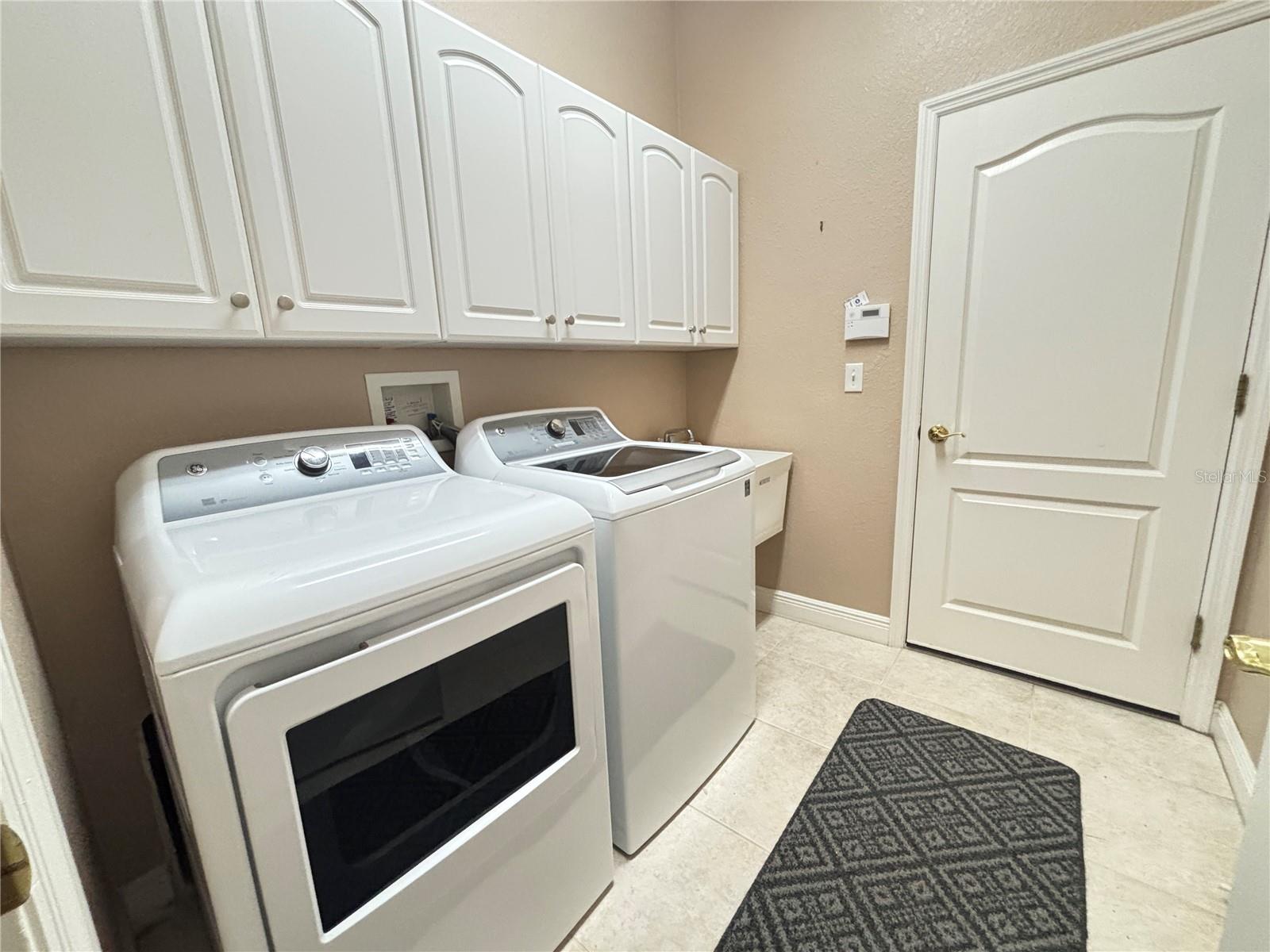 Image 19 of 23 For 9936 Cleghorn Drive