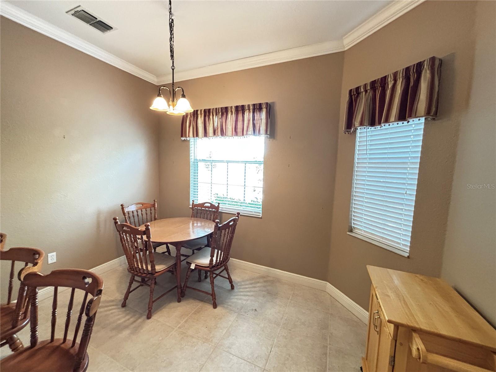 Image 6 of 23 For 9936 Cleghorn Drive