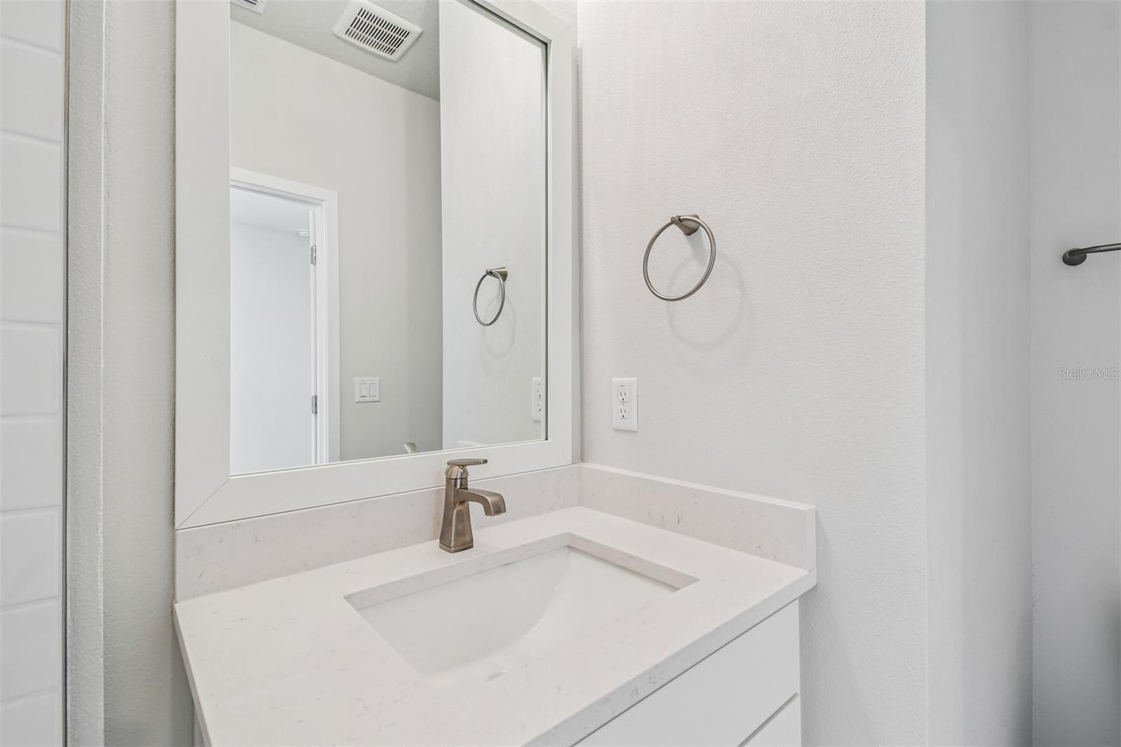 Image 33 of 46 For 487 31st Way N