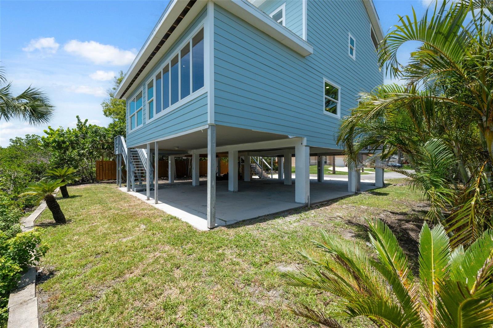 Image 4 of 73 For 7355 138th Street