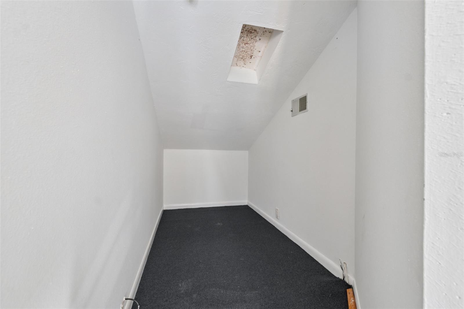 Image 41 of 73 For 7355 138th Street