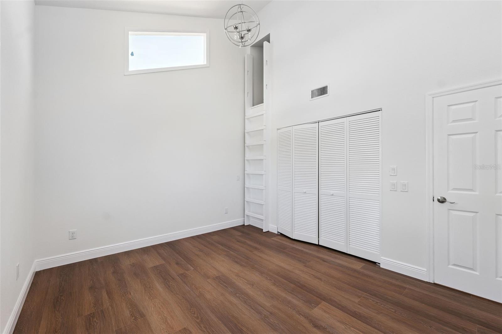 Image 47 of 73 For 7355 138th Street