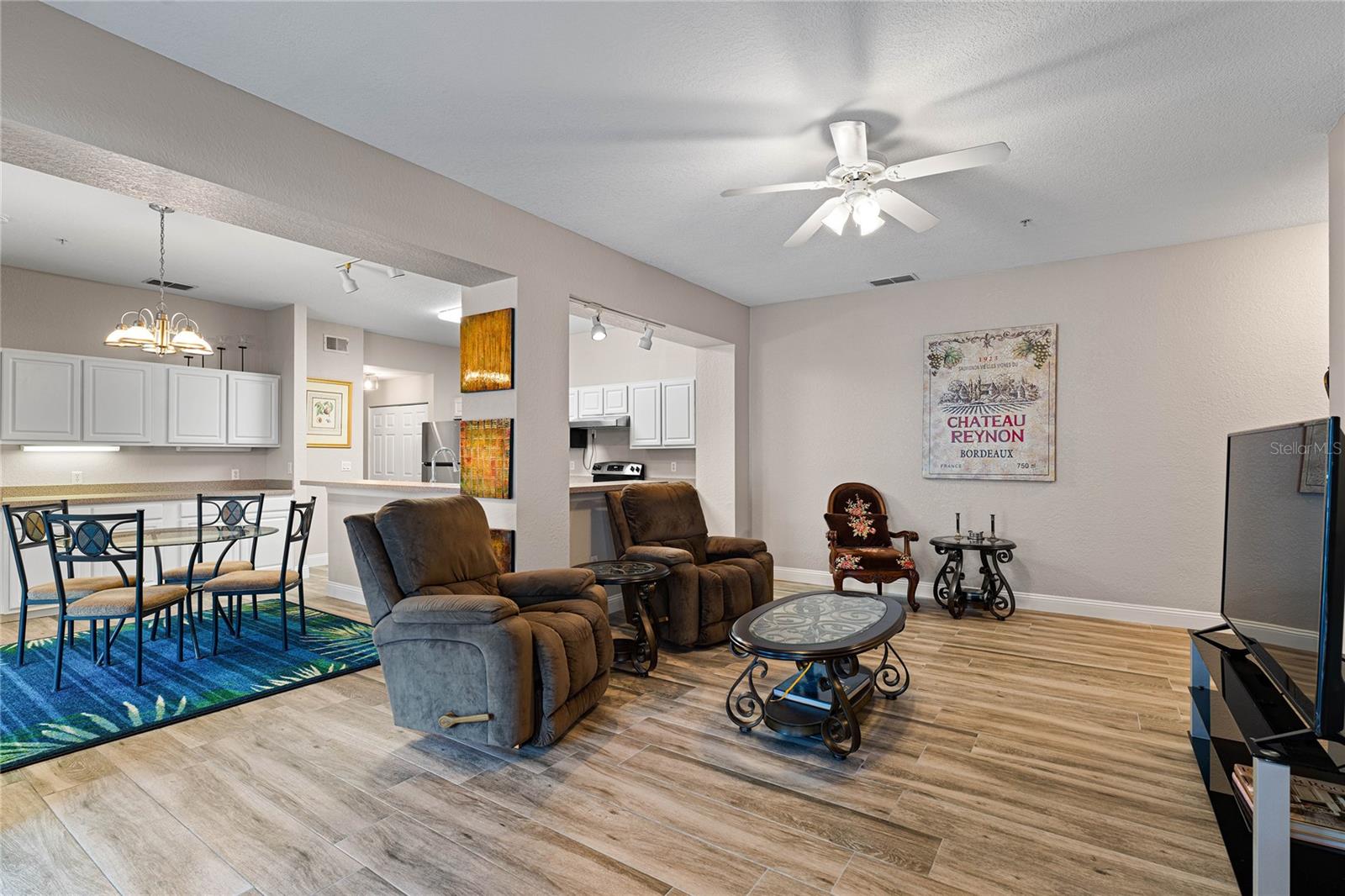 Image 10 of 31 For 5020 Sunridge Palms Drive 103