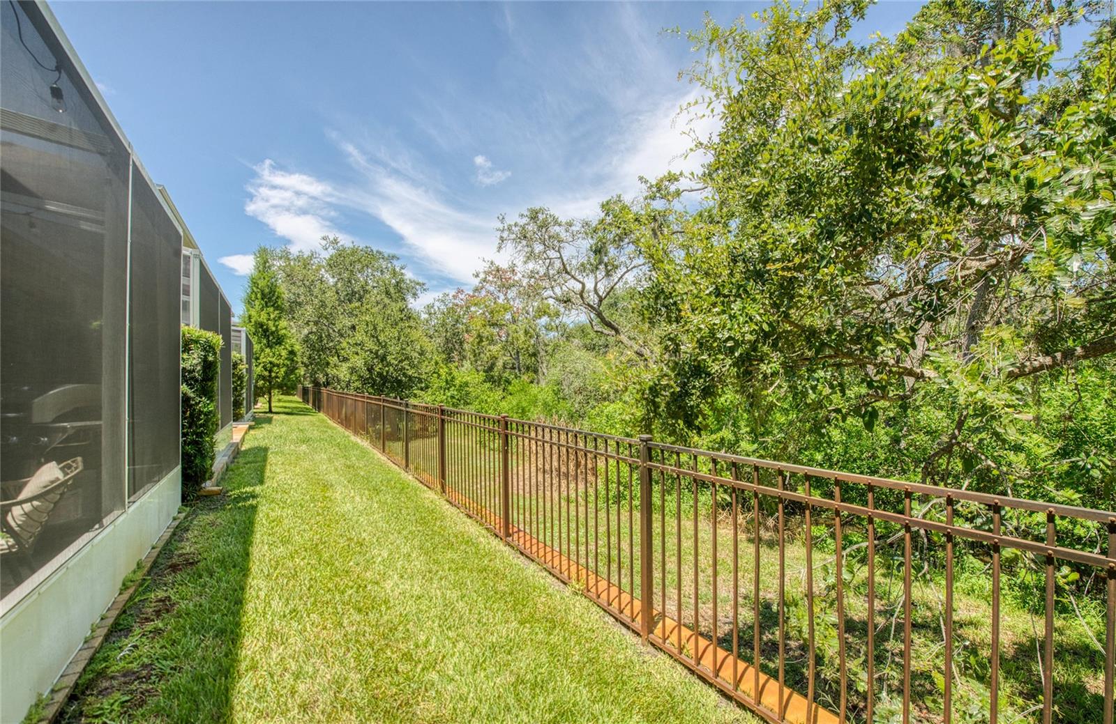 Image 31 of 40 For 443 Harbor Springs Drive