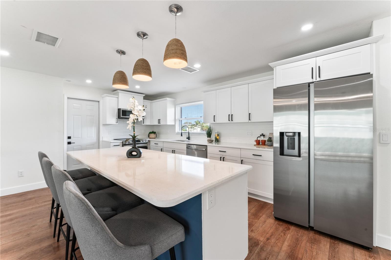 Image 10 of 38 For 13958 Antigua Drive