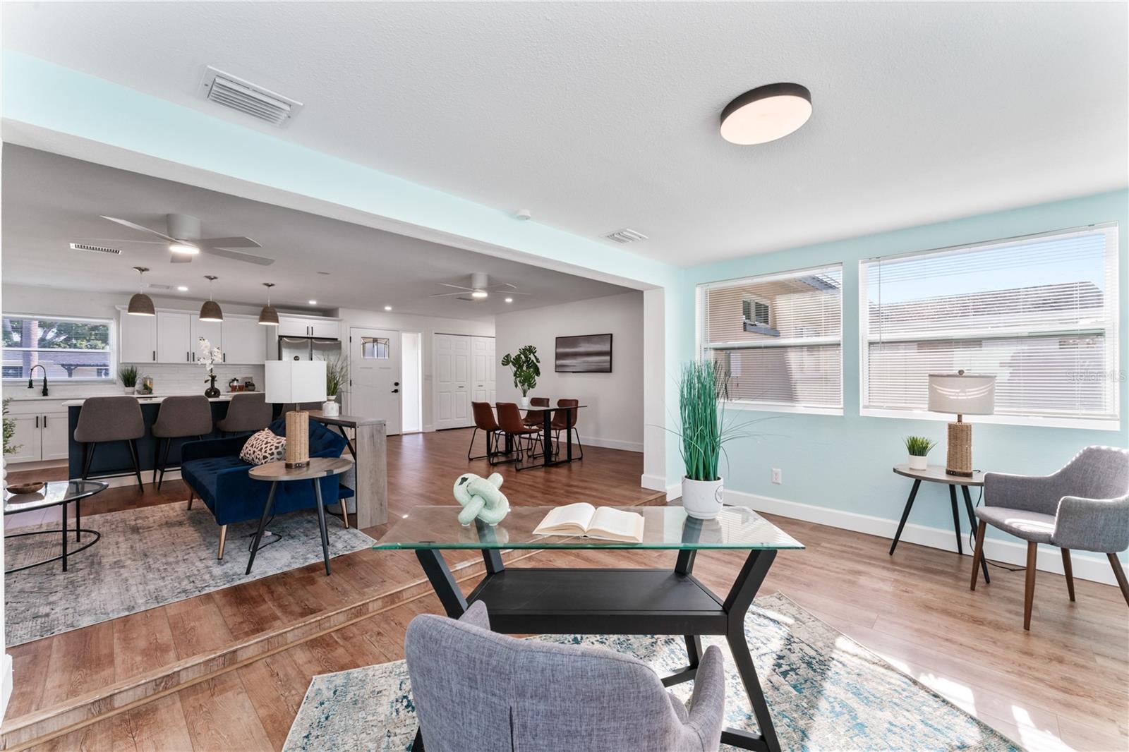 Image 17 of 38 For 13958 Antigua Drive
