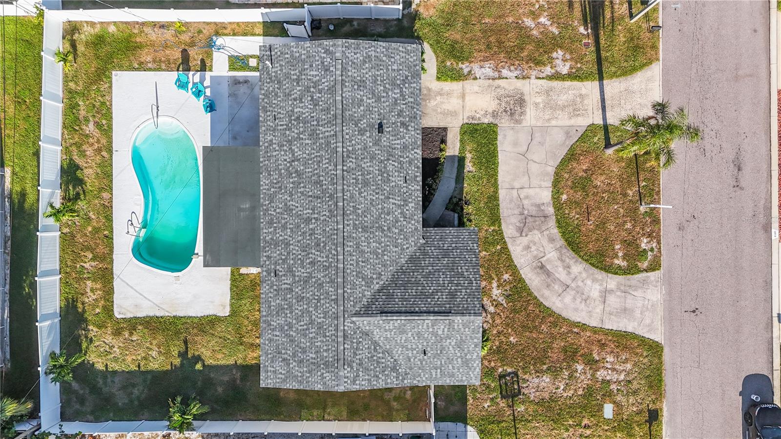 Image 33 of 38 For 13958 Antigua Drive