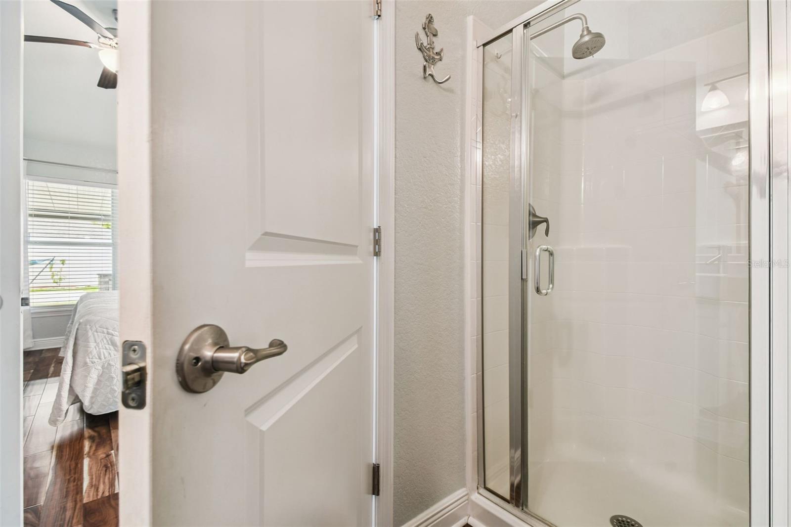 Listing photo id 18 for 9638 Jaybird Lane