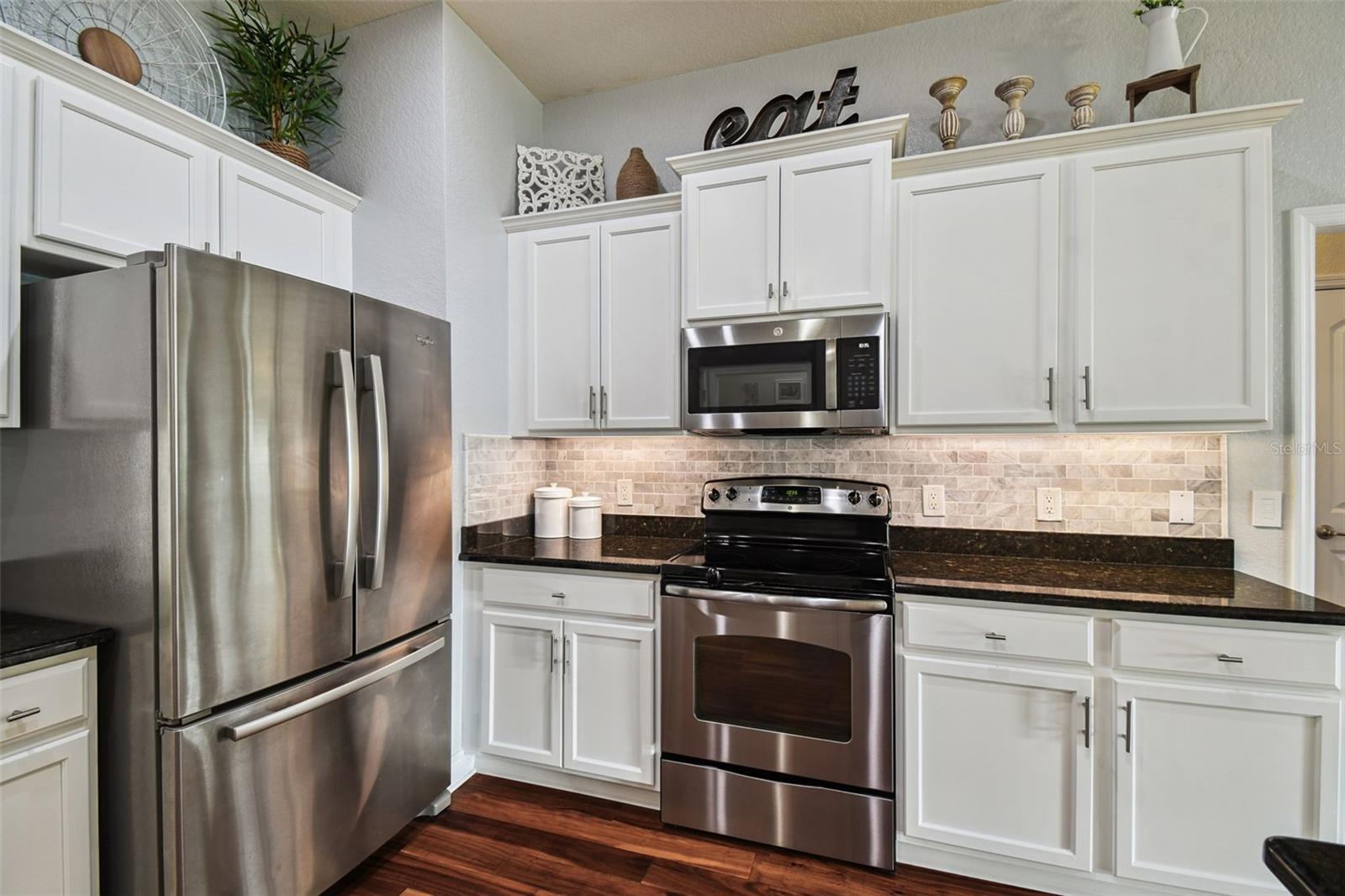 Listing photo id 25 for 9638 Jaybird Lane