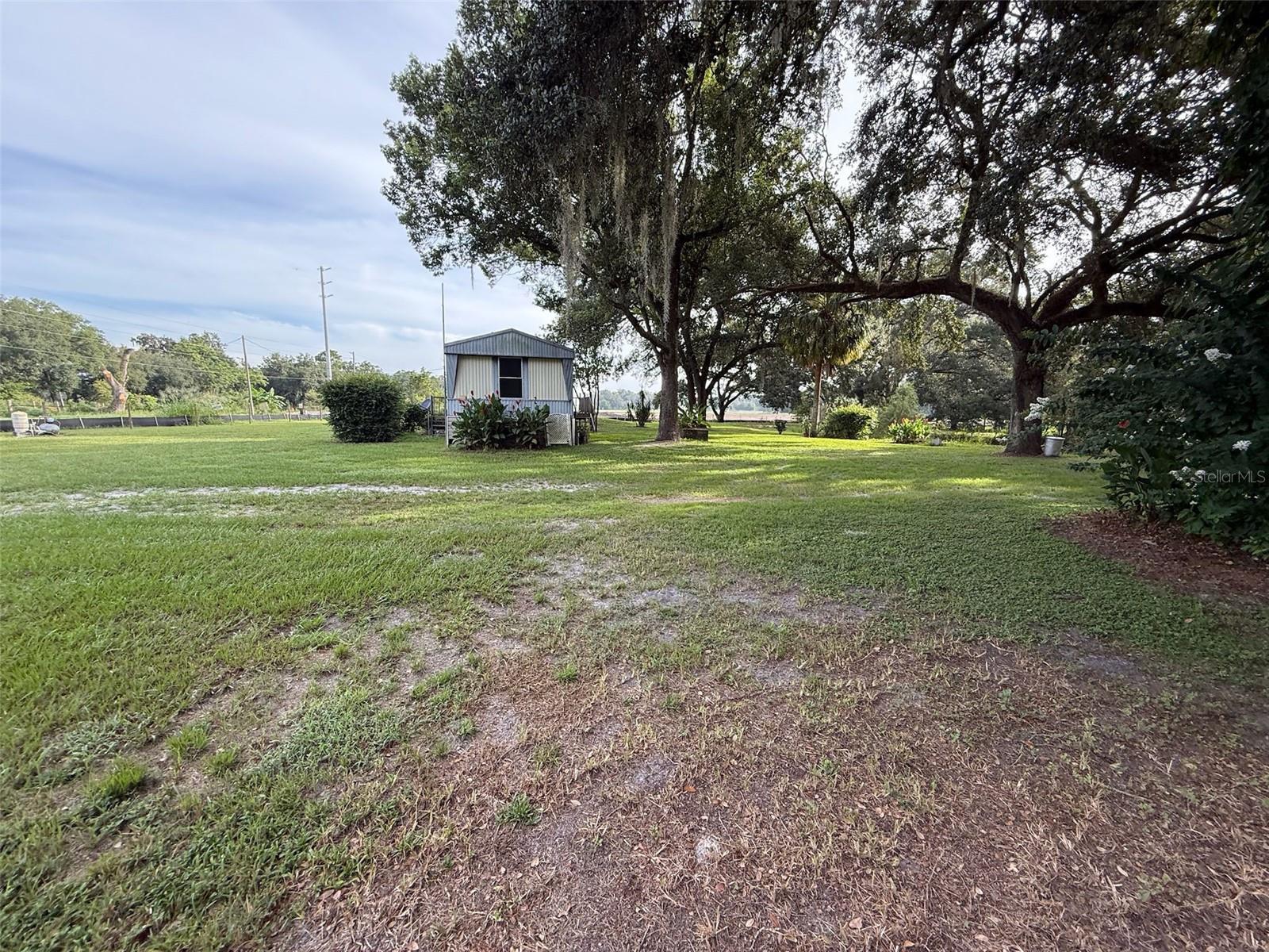 Listing photo id 29 for 21146 Us Highway 301