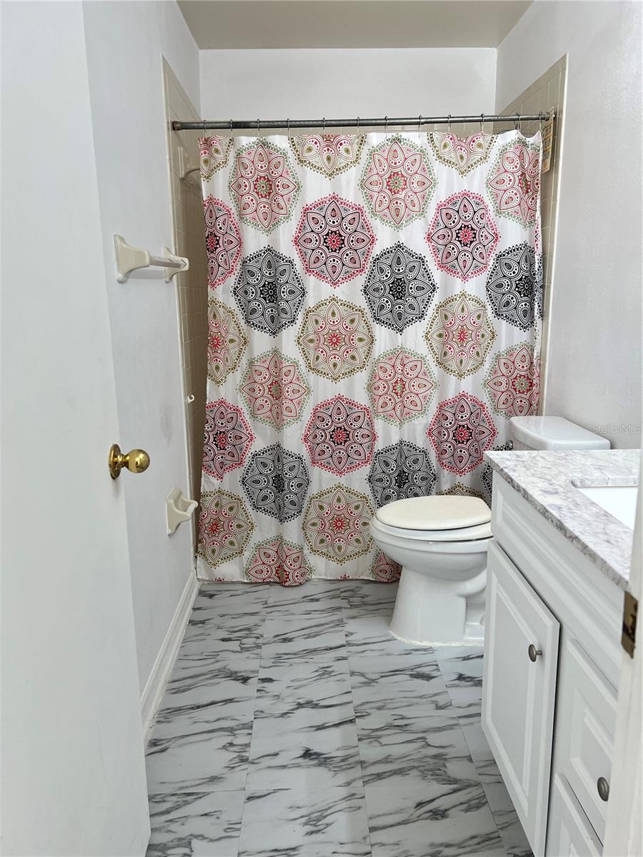 Image 10 of 17 For 8108 Riverboat Drive