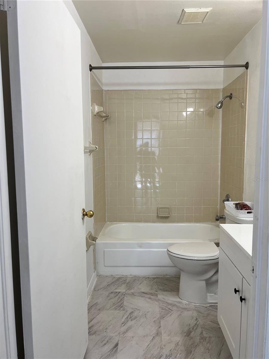 Image 12 of 17 For 8108 Riverboat Drive