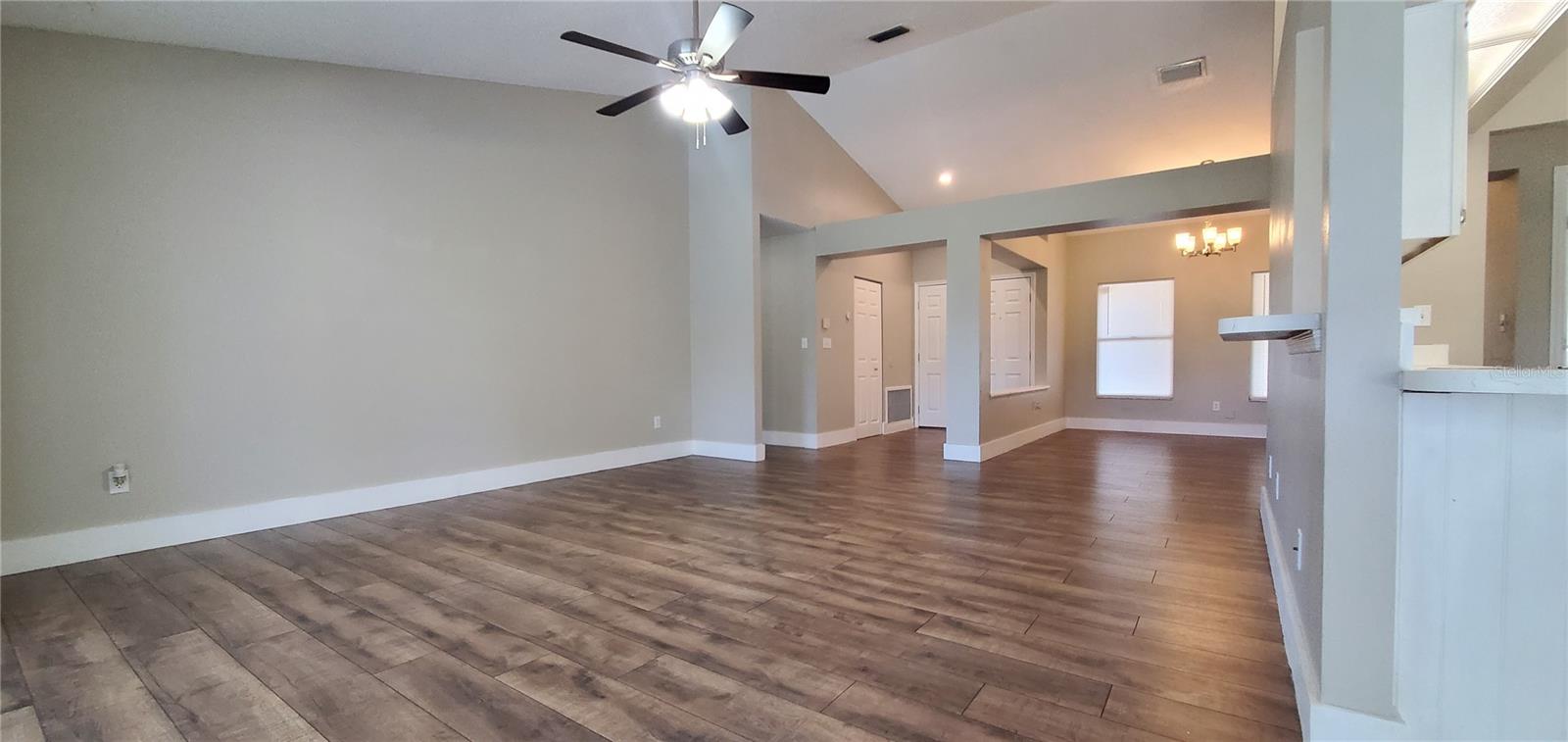 Image 9 of 50 For 11608 Wellman Drive