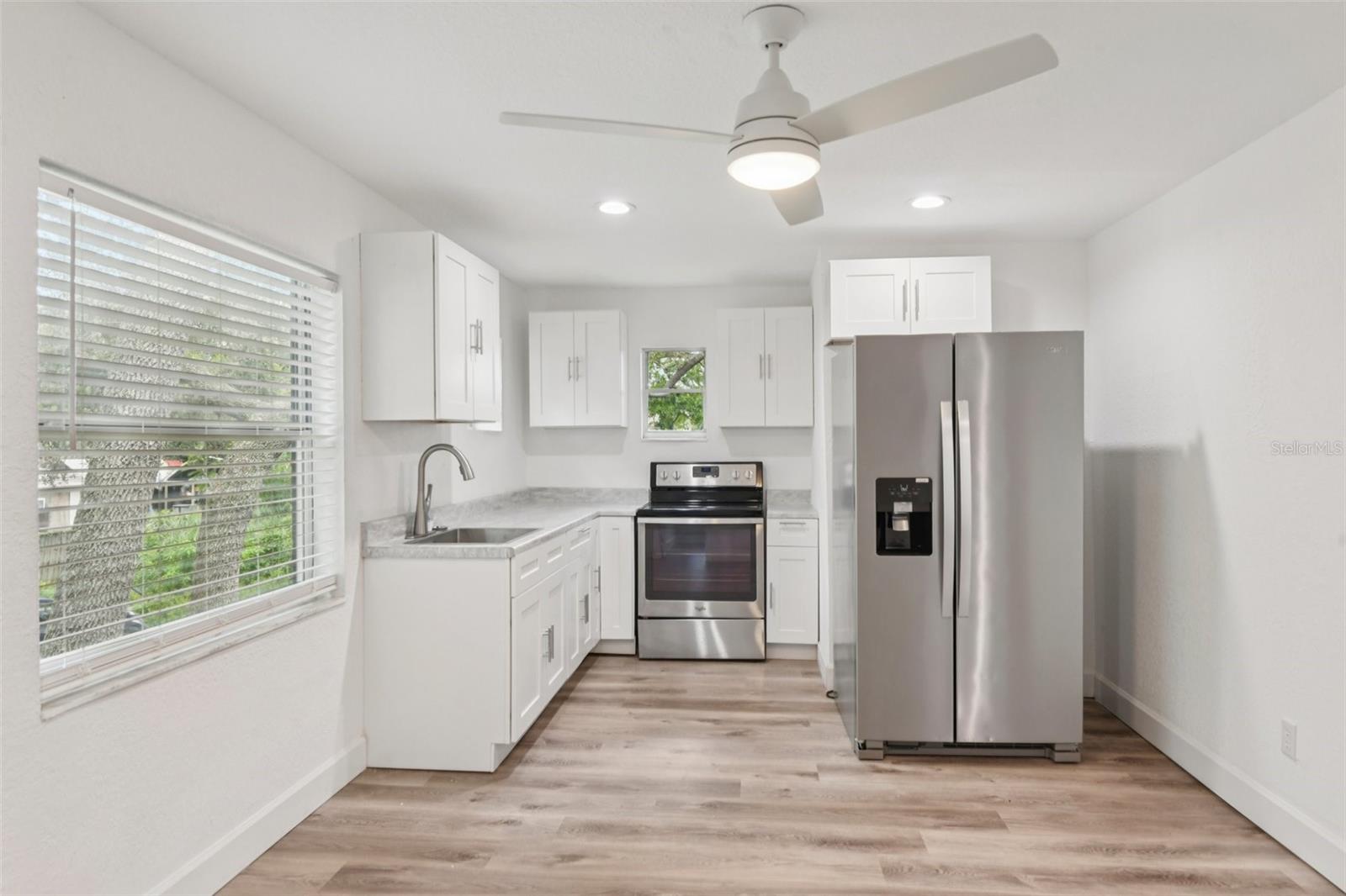Image 10 of 36 For 9404 Mulberry Street
