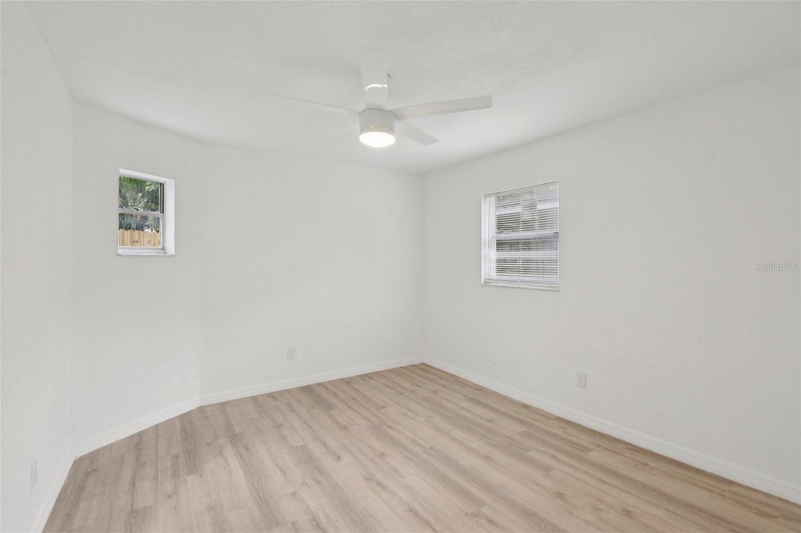 Image 19 of 36 For 9404 Mulberry Street