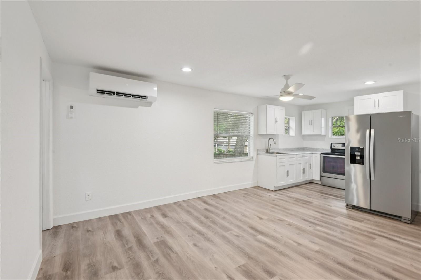 Image 8 of 36 For 9404 Mulberry Street