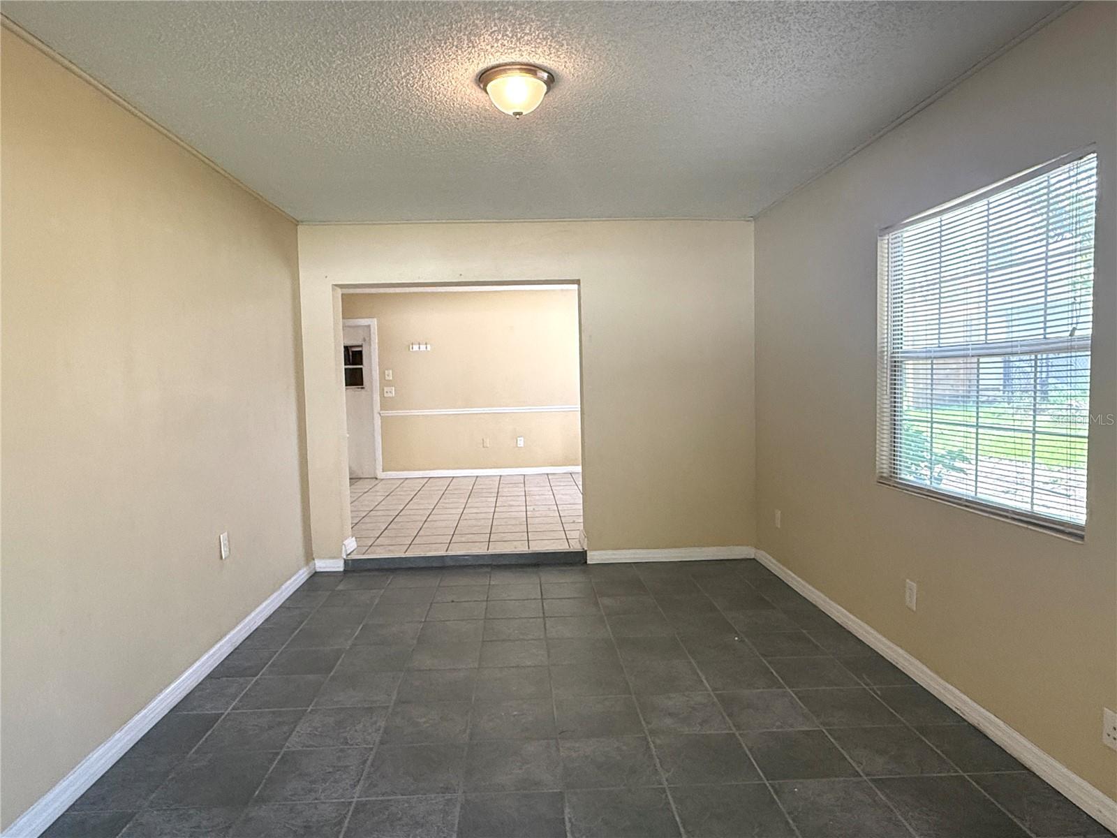 Image 14 of 18 For 6063 Shingler Avenue