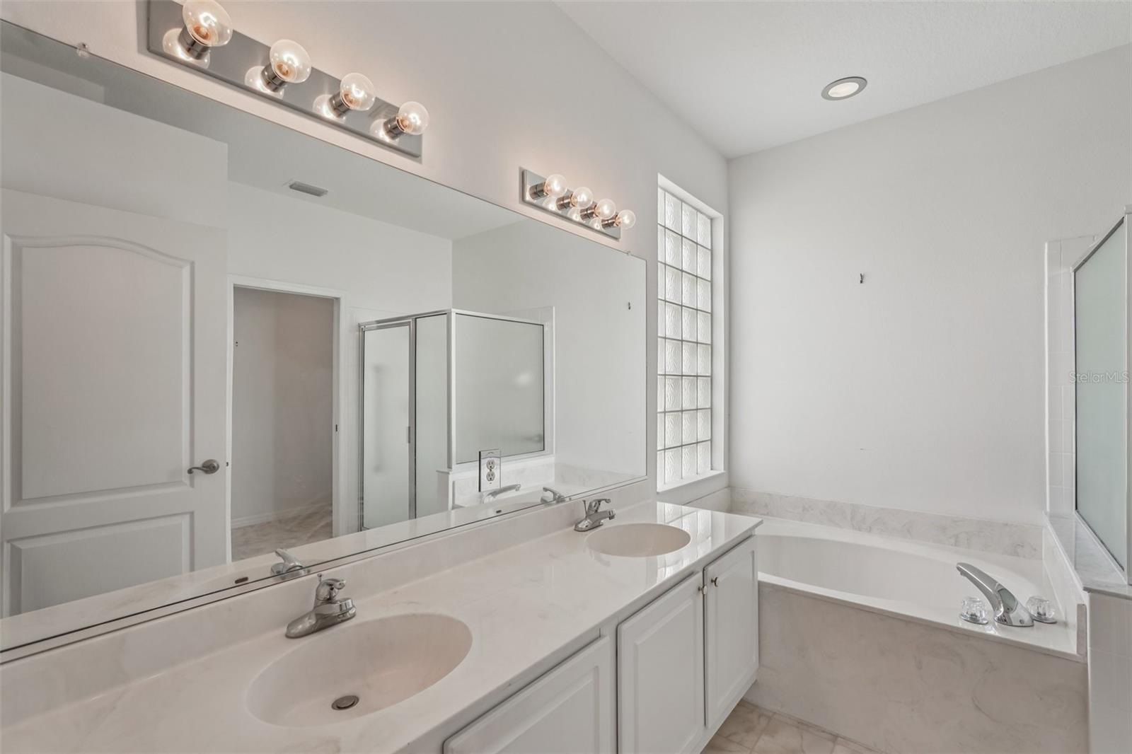 Image 22 of 61 For 2114 Worthington Greens Drive