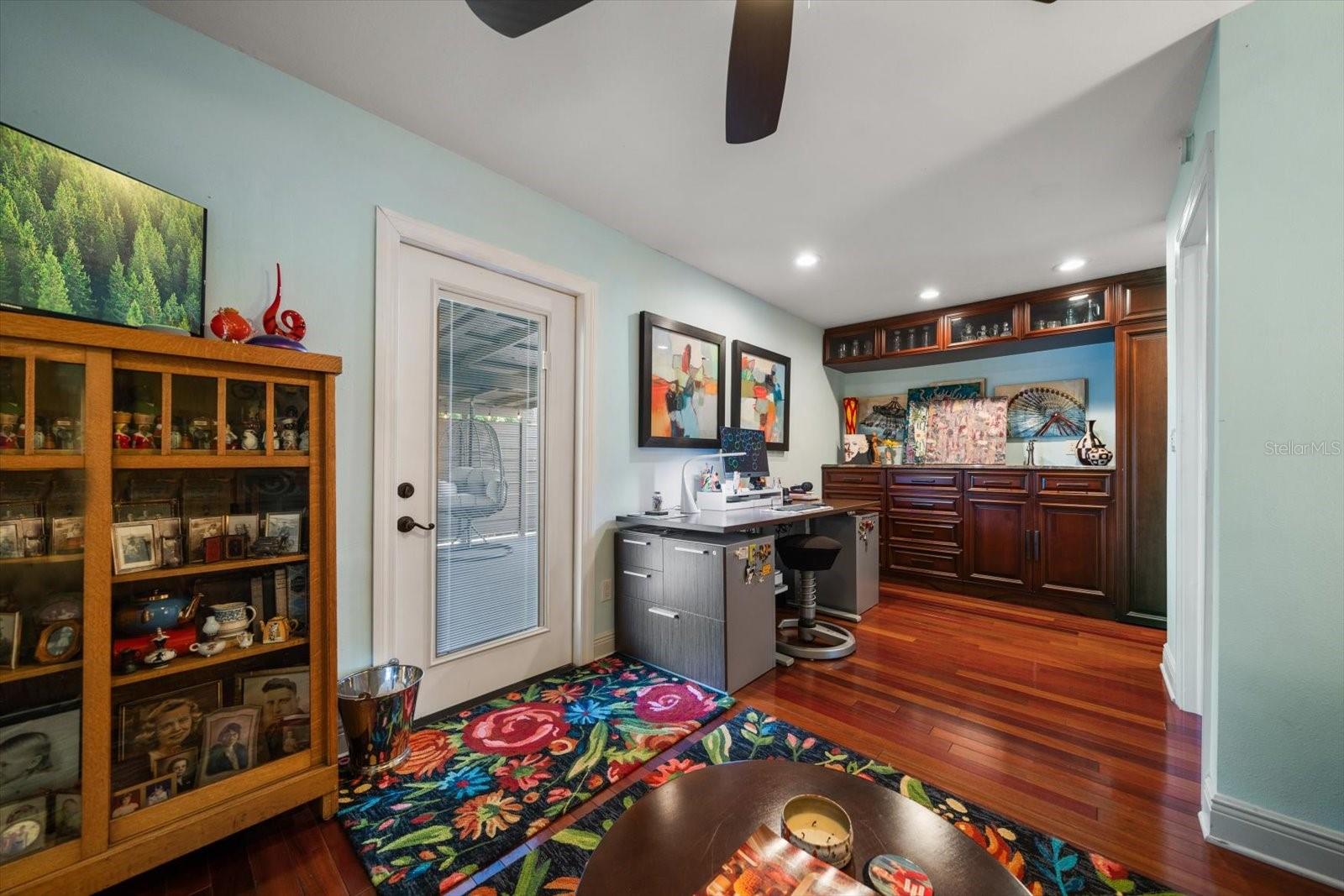Image 20 of 36 For 1875 Sunrise Boulevard