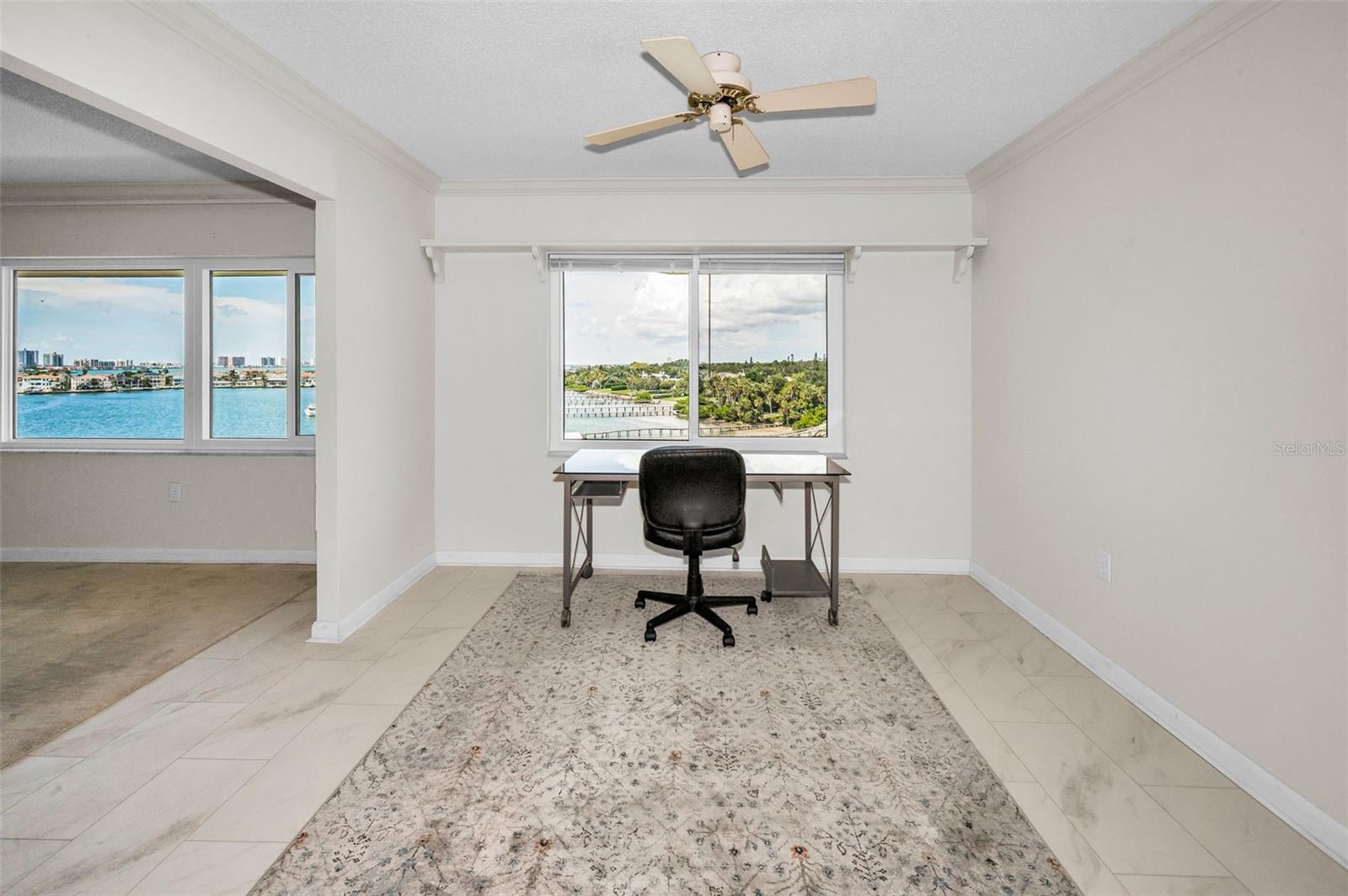 Image 32 of 87 For 100 Bluff View Drive 608c