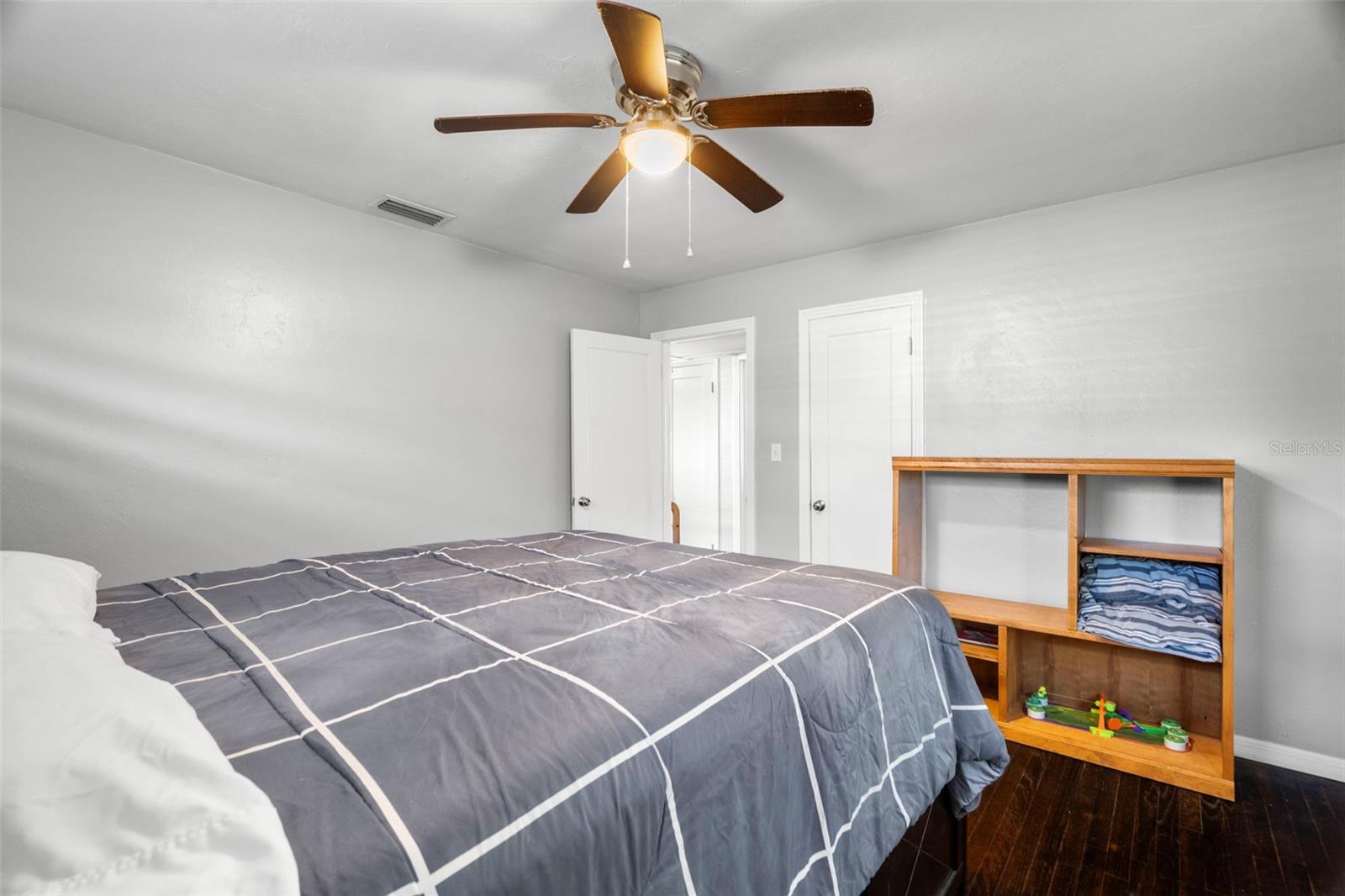 Image 11 of 39 For 2020 58th Street S