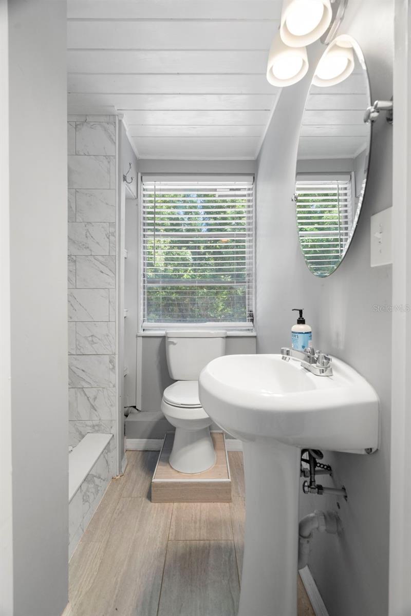 Image 19 of 39 For 2020 58th Street S