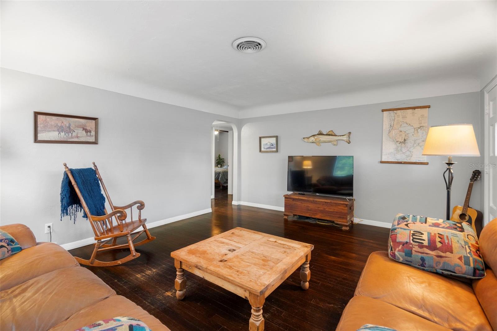 Image 6 of 39 For 2020 58th Street S