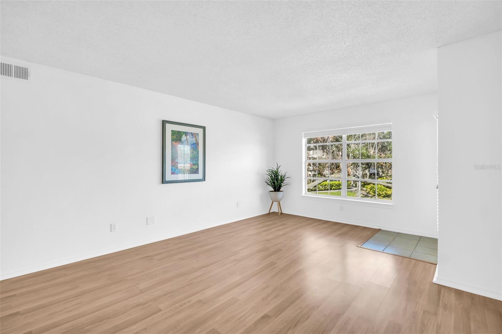 Image 6 of 33 For 10200 Gandy Boulevard N 1308