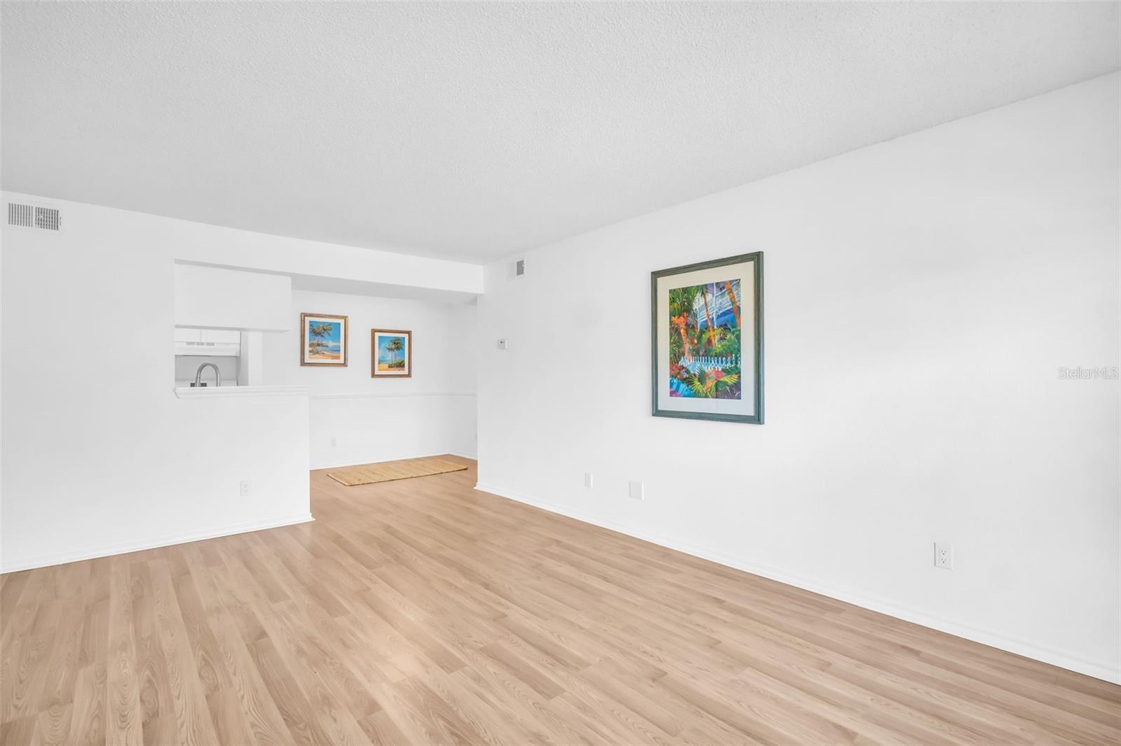 Image 8 of 33 For 10200 Gandy Boulevard N 1308